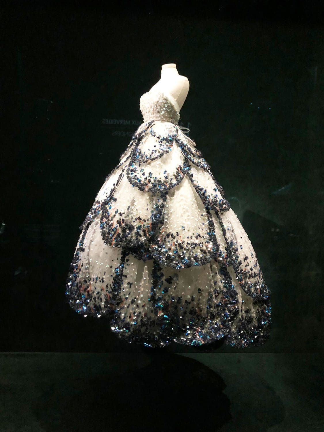 In der DIOR GALERIE 30 Montaigne by RUNWAY MAGAZIN