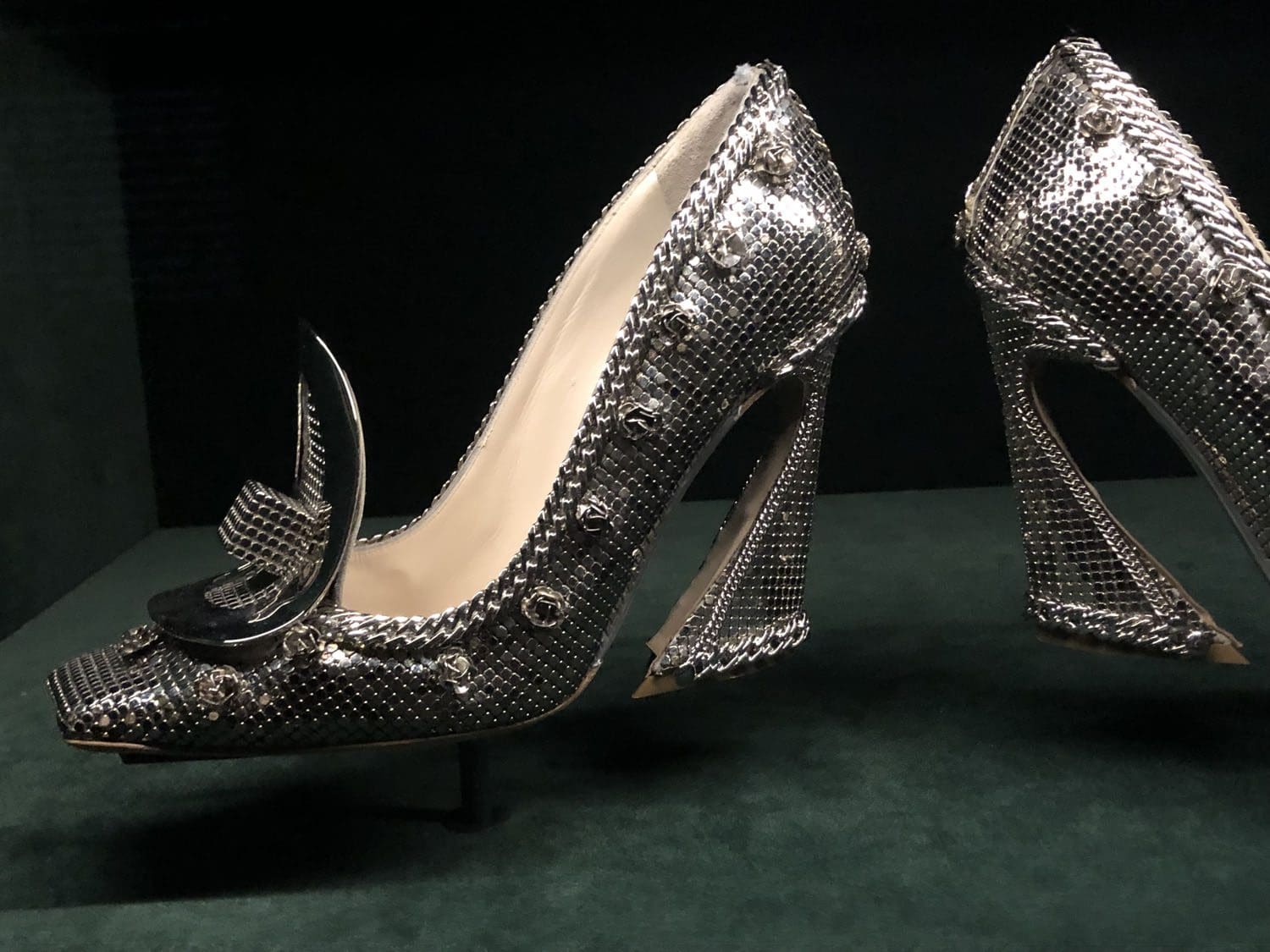 In der DIOR GALERIE 30 Montaigne by RUNWAY MAGAZIN