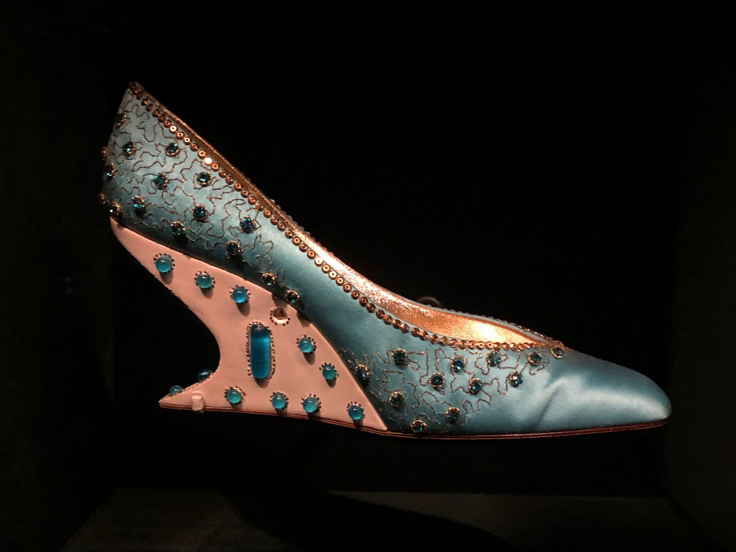 In der DIOR GALERIE 30 Montaigne by RUNWAY MAGAZIN