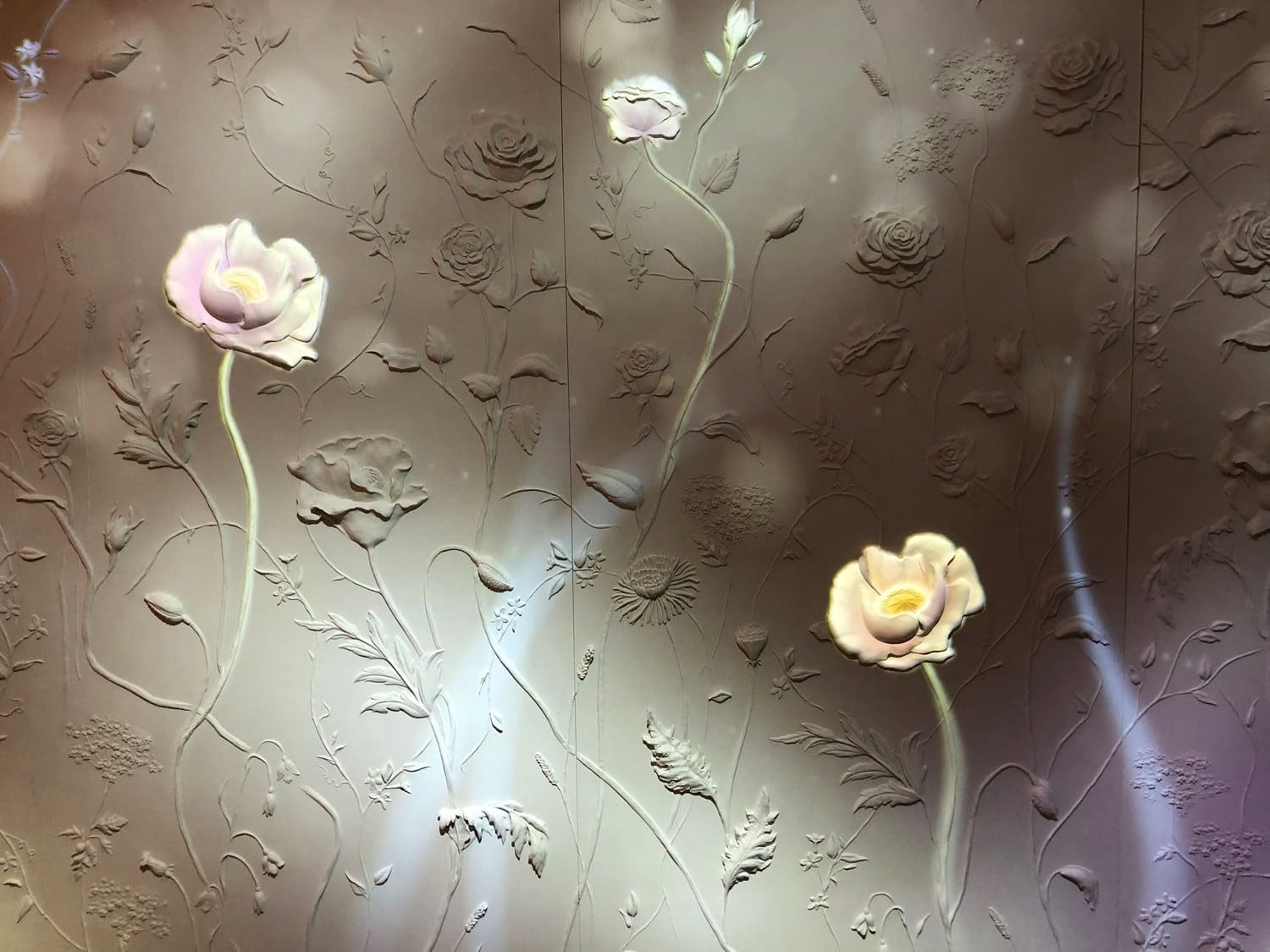 In der DIOR GALERIE 30 Montaigne by RUNWAY MAGAZIN