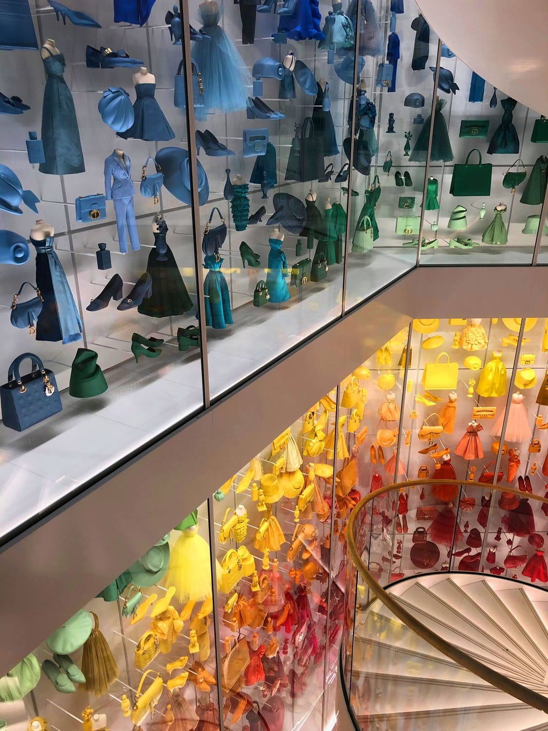 In der DIOR GALERIE 30 Montaigne by RUNWAY MAGAZIN
