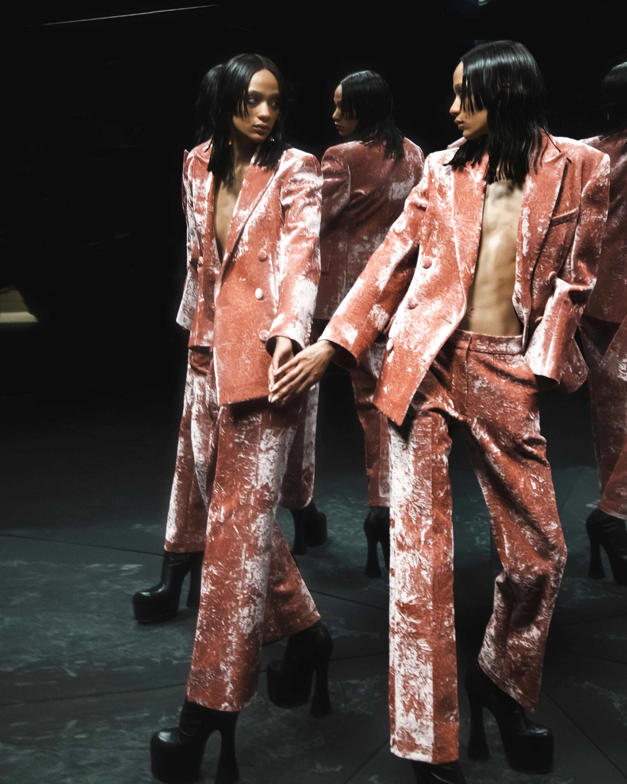 Lanvin Fall Winter 2022-2023 Paris Runway Magazine
