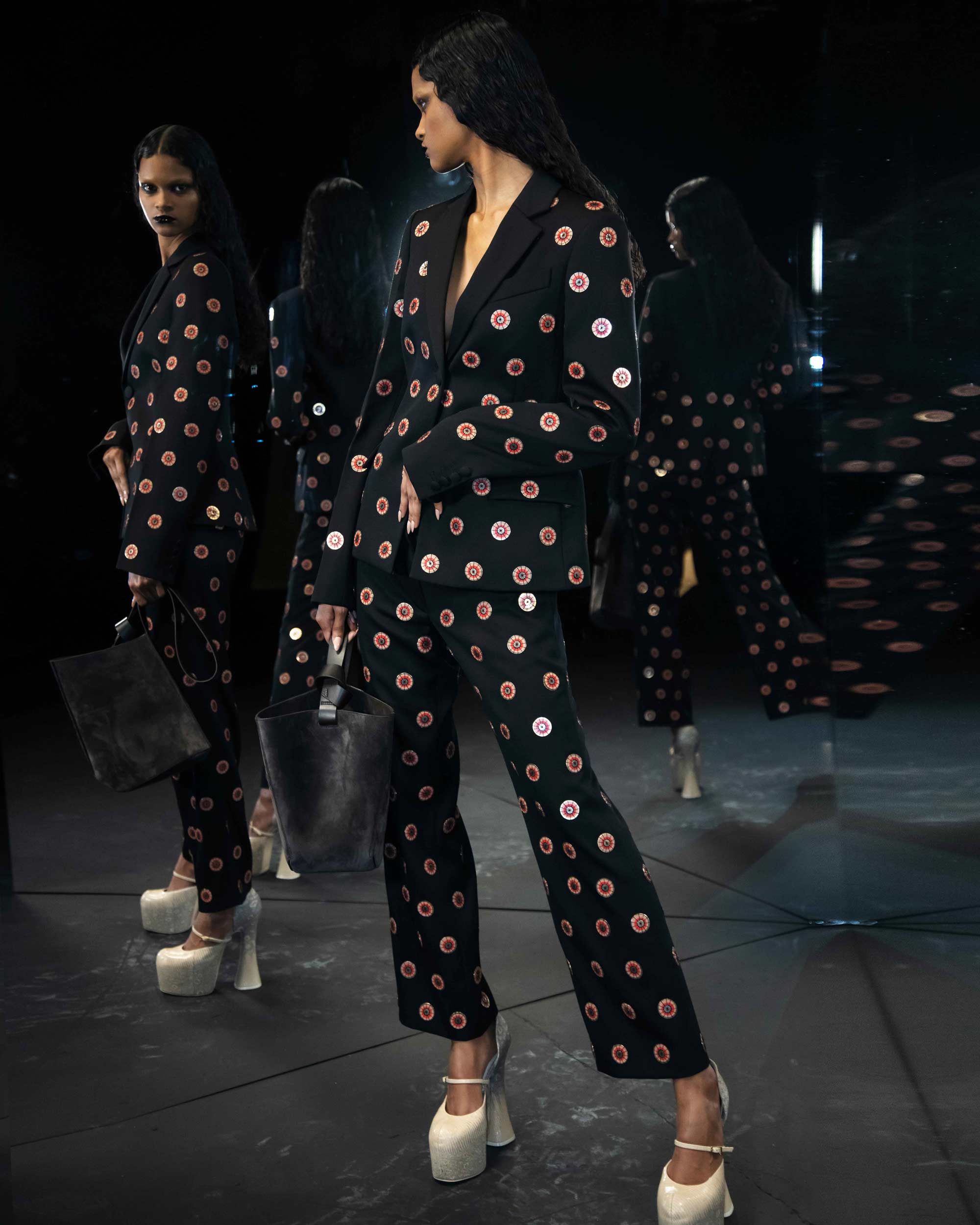 Lanvin Fall Winter 2022-2023 Paris Runway Magazine