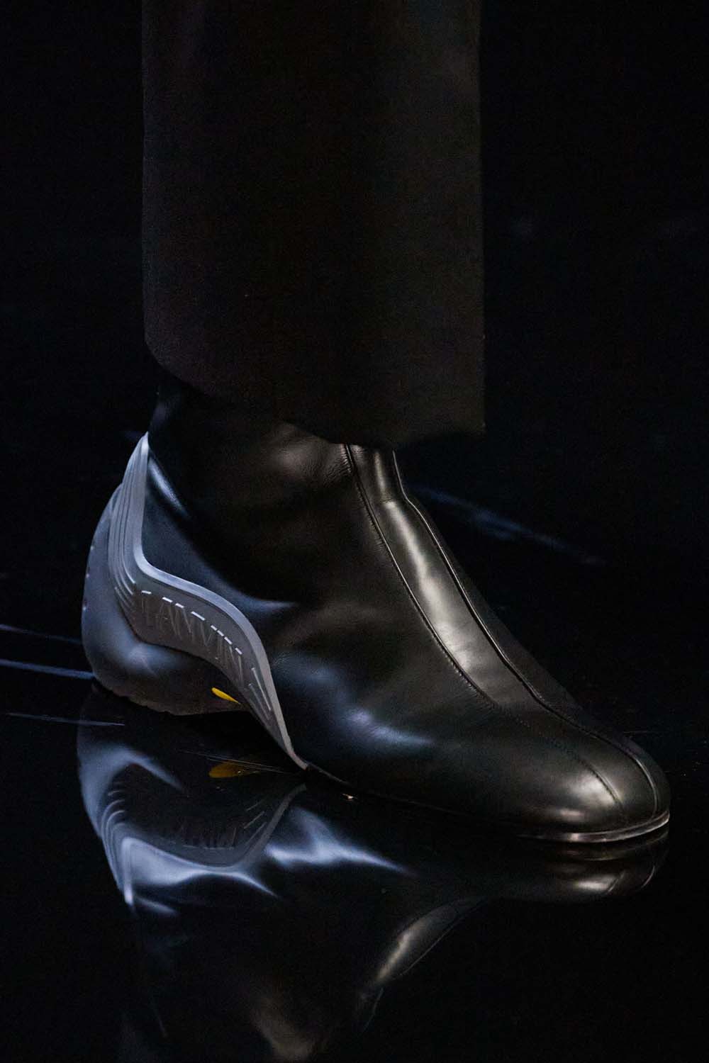 Lanvin Fall Winter 2022-2023 Paris Runway Magazine
