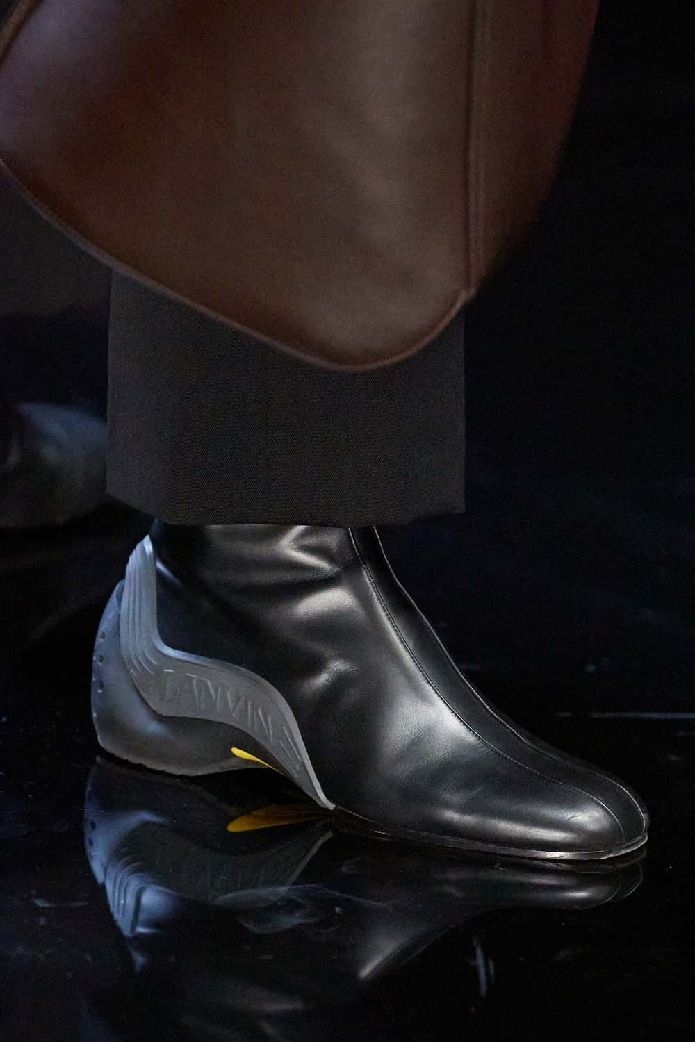 Lanvin Fall Winter 2022-2023 Paris Runway Magazine