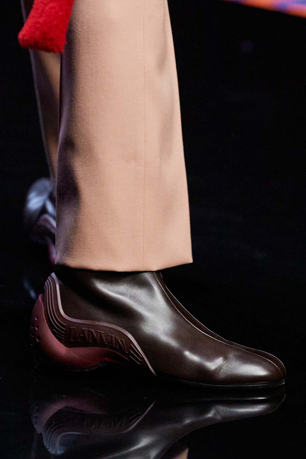 Lanvin Fall Winter 2022-2023 Paris Runway Magazine