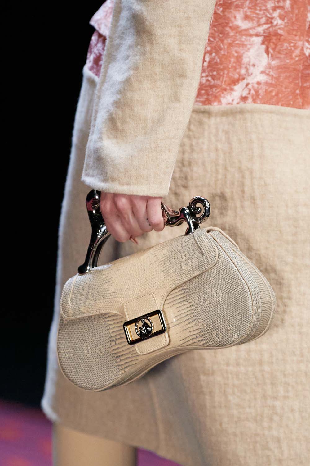 Lanvin Fall Winter 2022-2023 Paris Runway Magazine