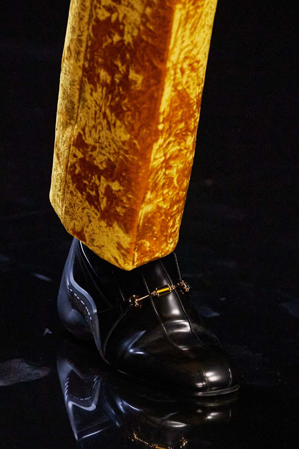 Lanvin Fall Winter 2022-2023 Paris Runway Magazine
