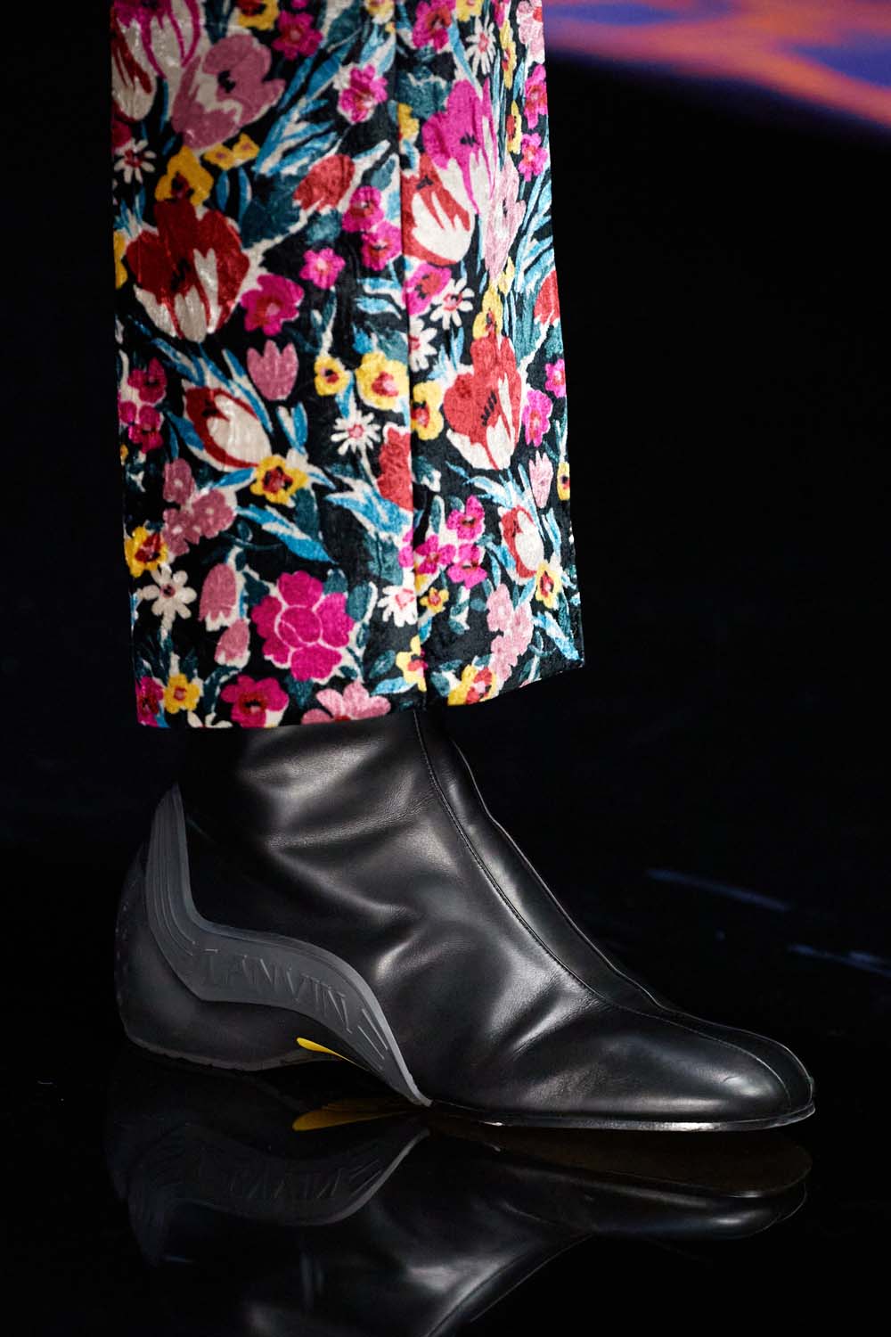 Lanvin Fall Winter 2022-2023 Paris Runway Magazine