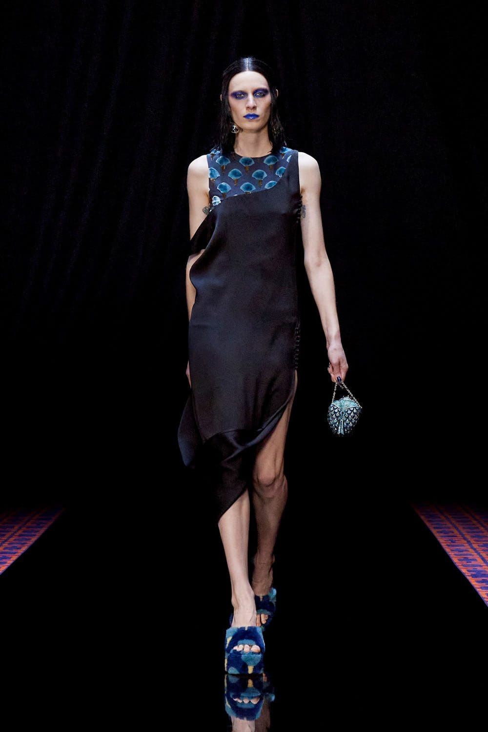 Lanvin Fall Winter 2022-2023 Paris Runway Magazine