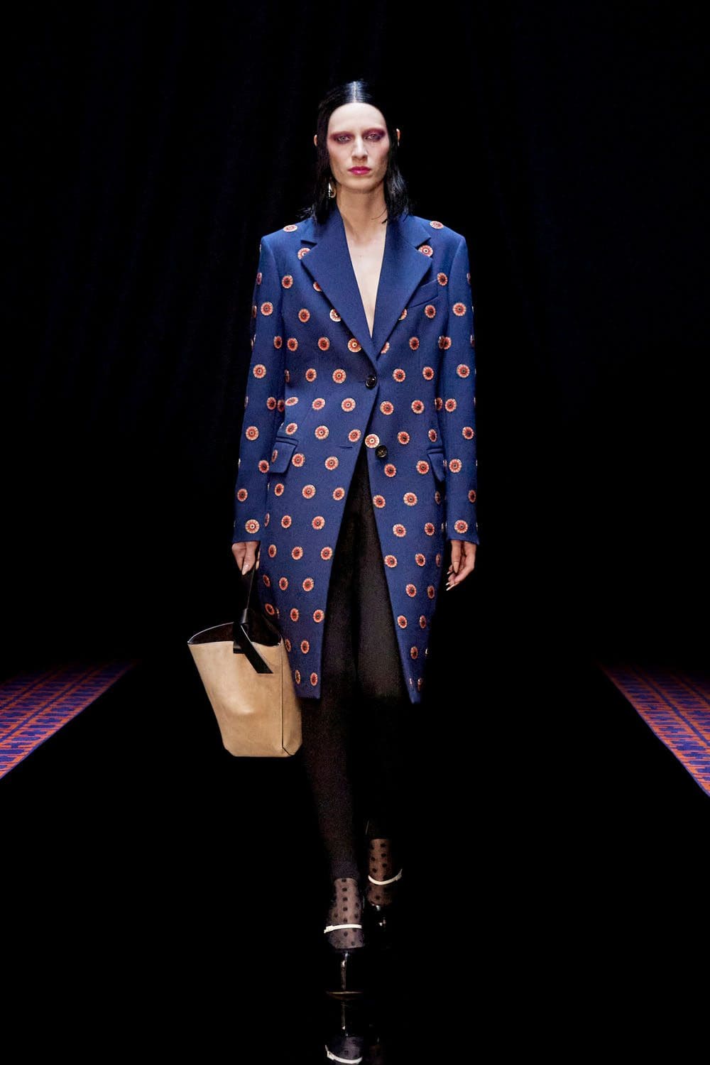 Lanvin Fall Winter 2022-2023 Paris Runway Magazine