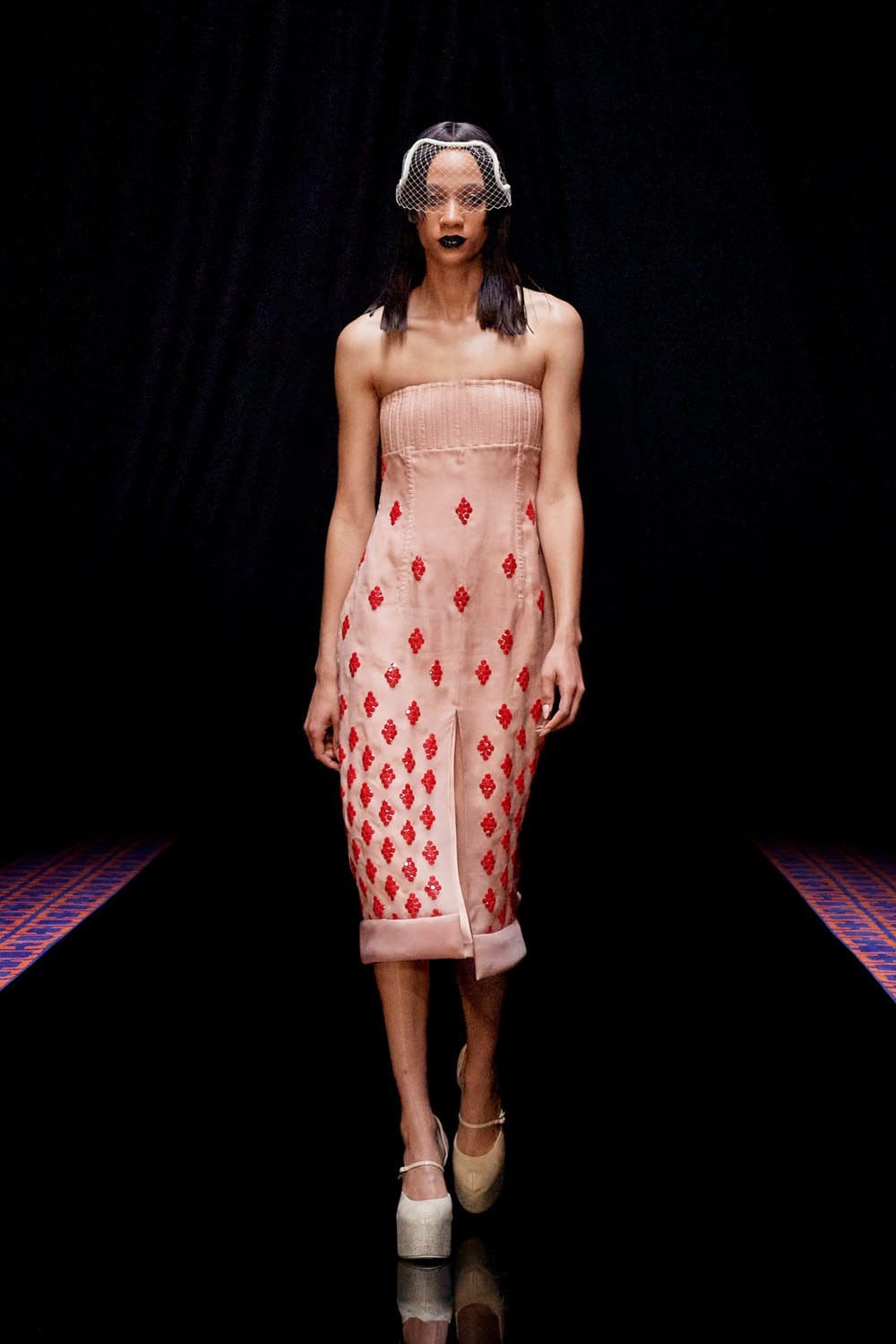 Lanvin Fall Winter 2022-2023 Paris Runway Magazine