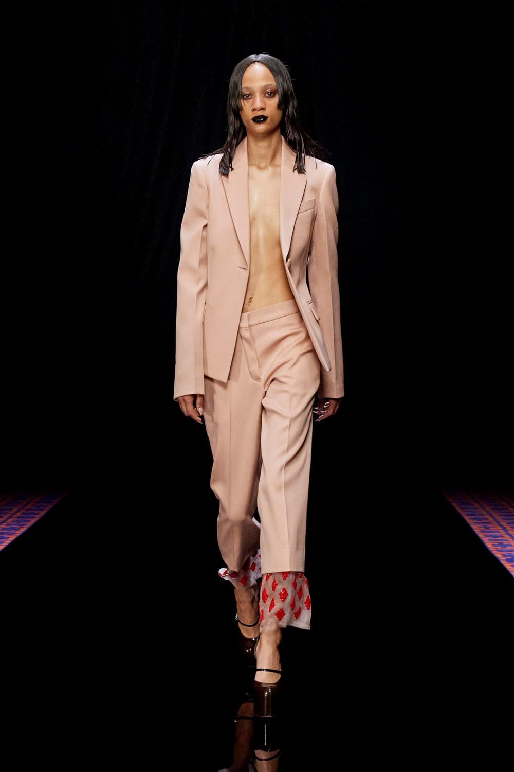 Lanvin Fall Winter 2022-2023 Paris Runway Magazine