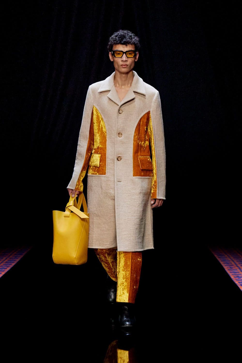 Lanvin Fall Winter 2022-2023 Paris Runway Magazine