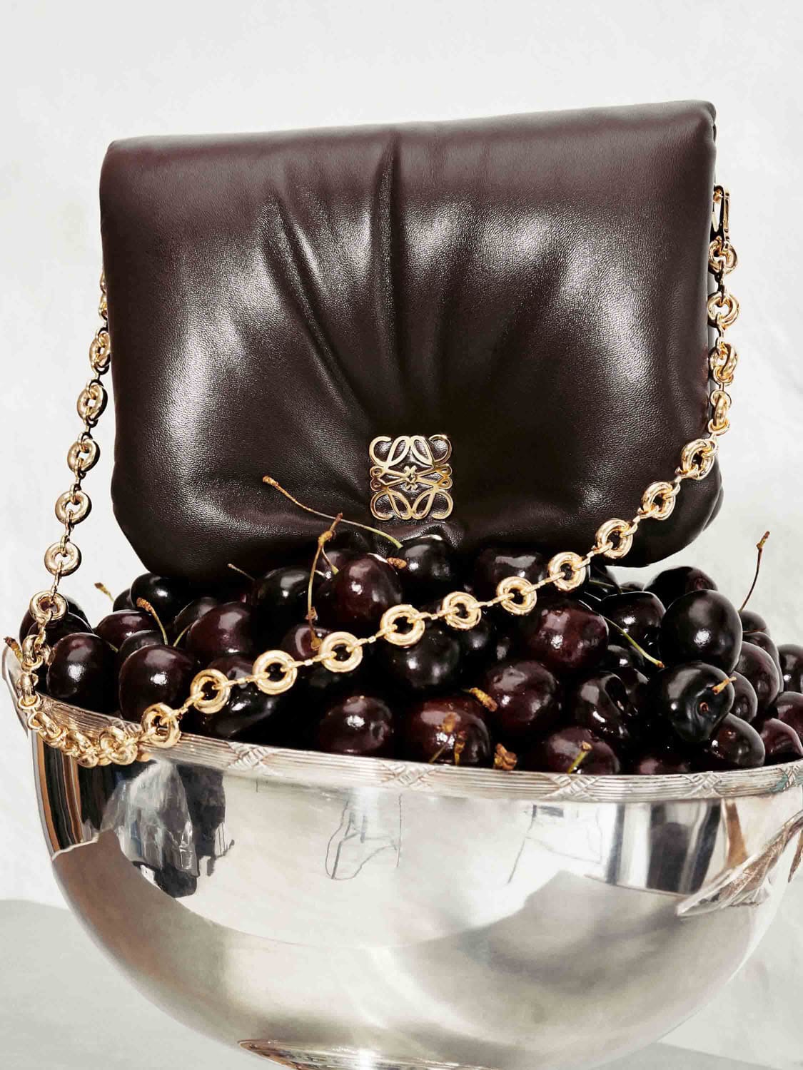 Loewe Herbst Winter 2022-2023 Paris Runway Magazin