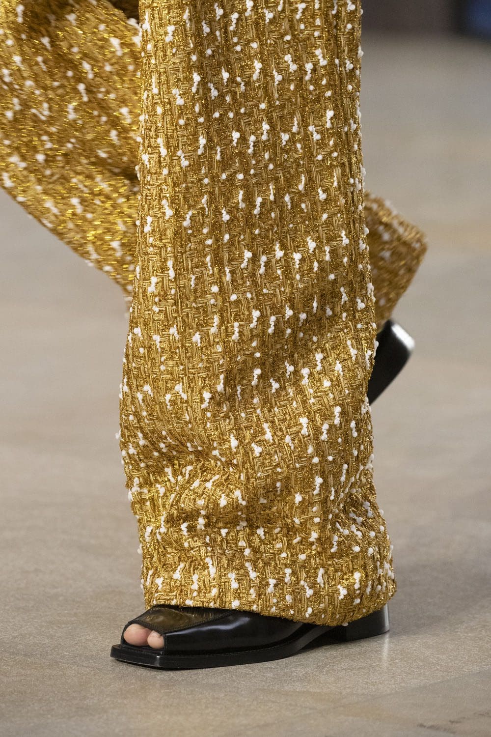 Louis Vuitton Bags and Shoes Fall 2022-2023 Runway Magazine