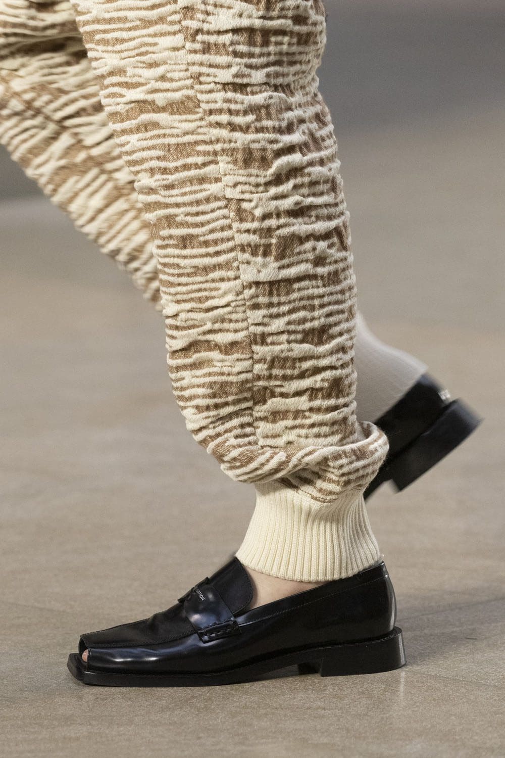 Louis Vuitton Bags and Shoes Fall 2022-2023 Runway Magazine