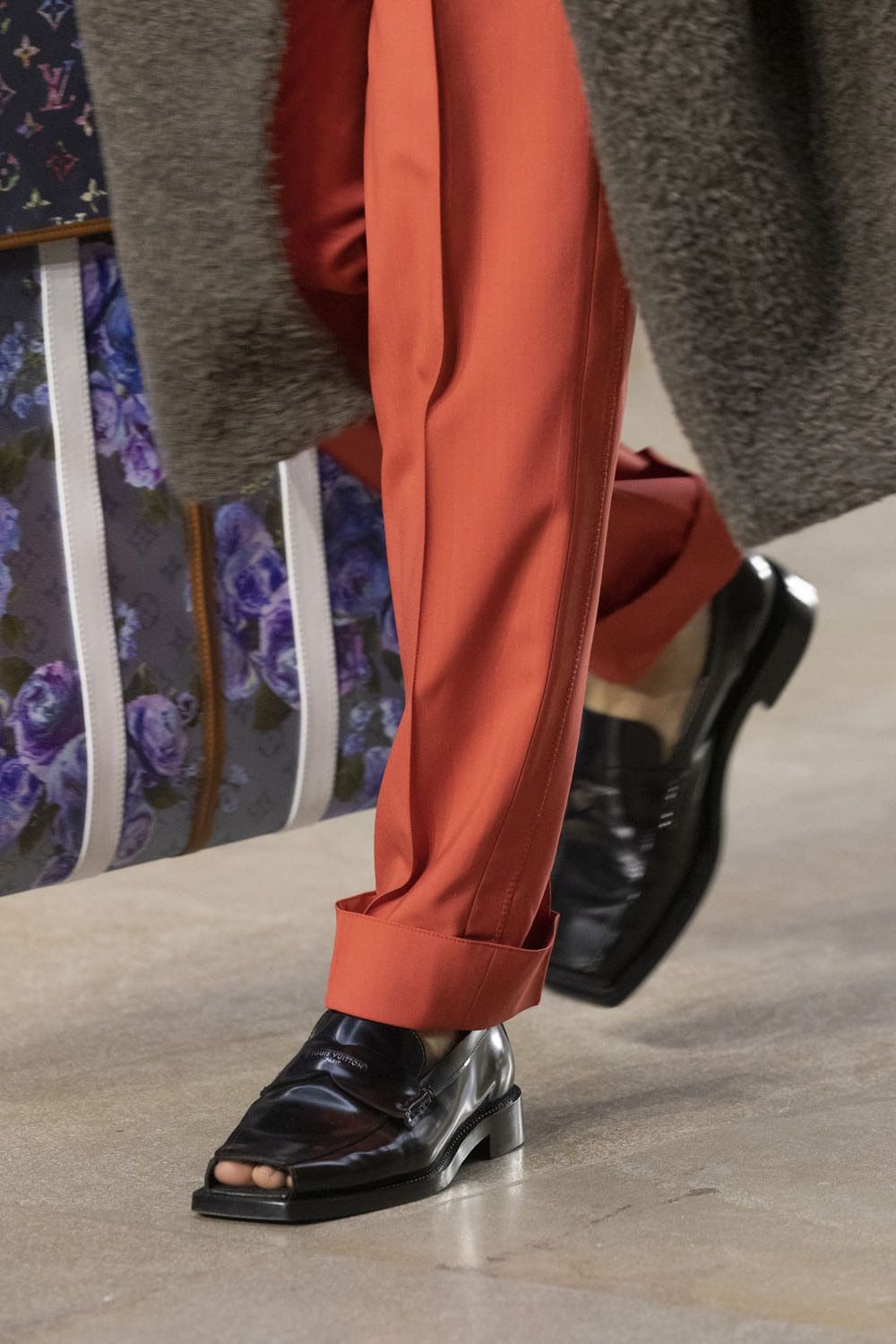 Louis Vuitton Bags and Shoes Fall 2022-2023 Runway Magazine