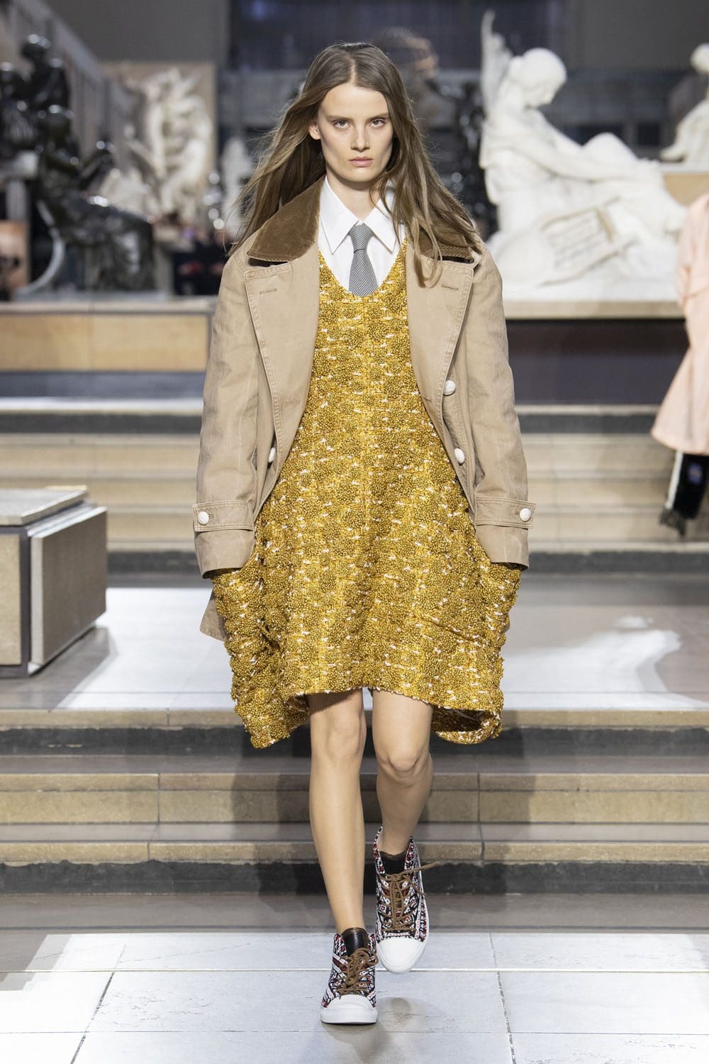 Louis Vuitton Fall Winter 2022-2023 Runway Magazine