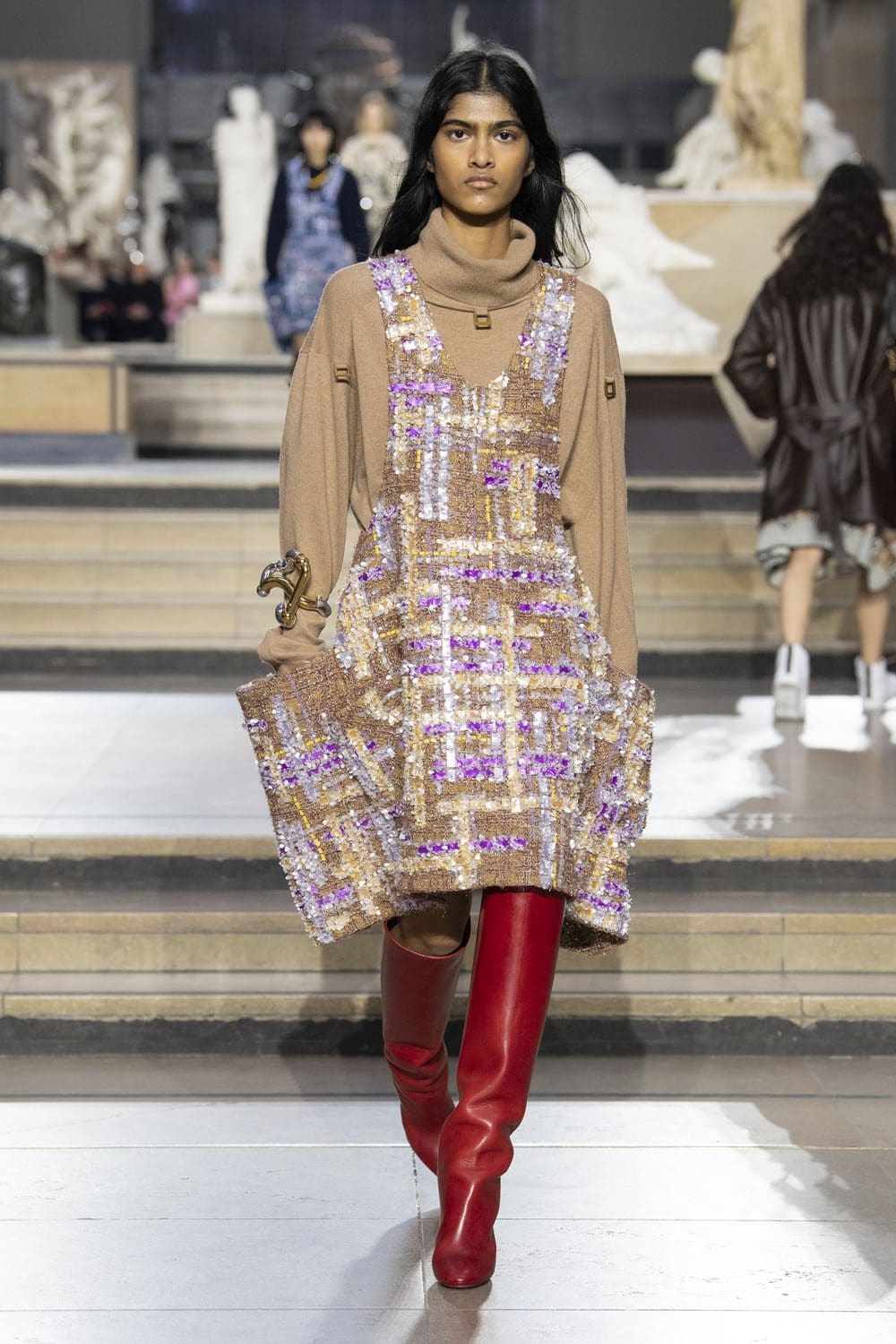 Louis Vuitton Fall Winter 2022-2023 Runway Magazine