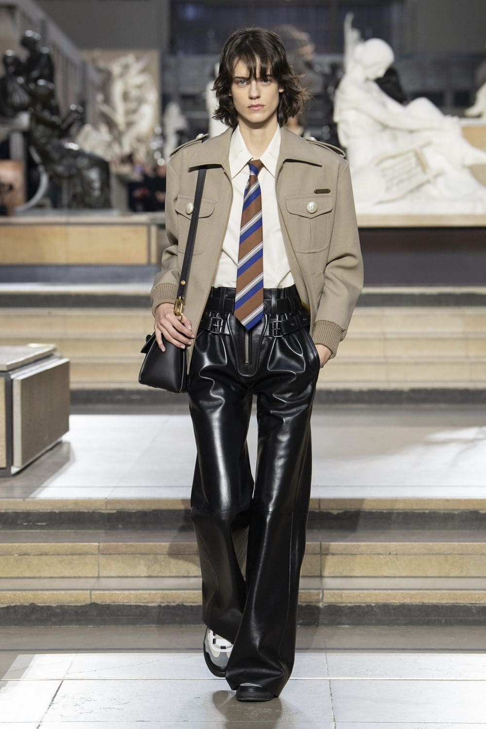 Louis Vuitton Fall Winter 2022-2023 Runway Magazine