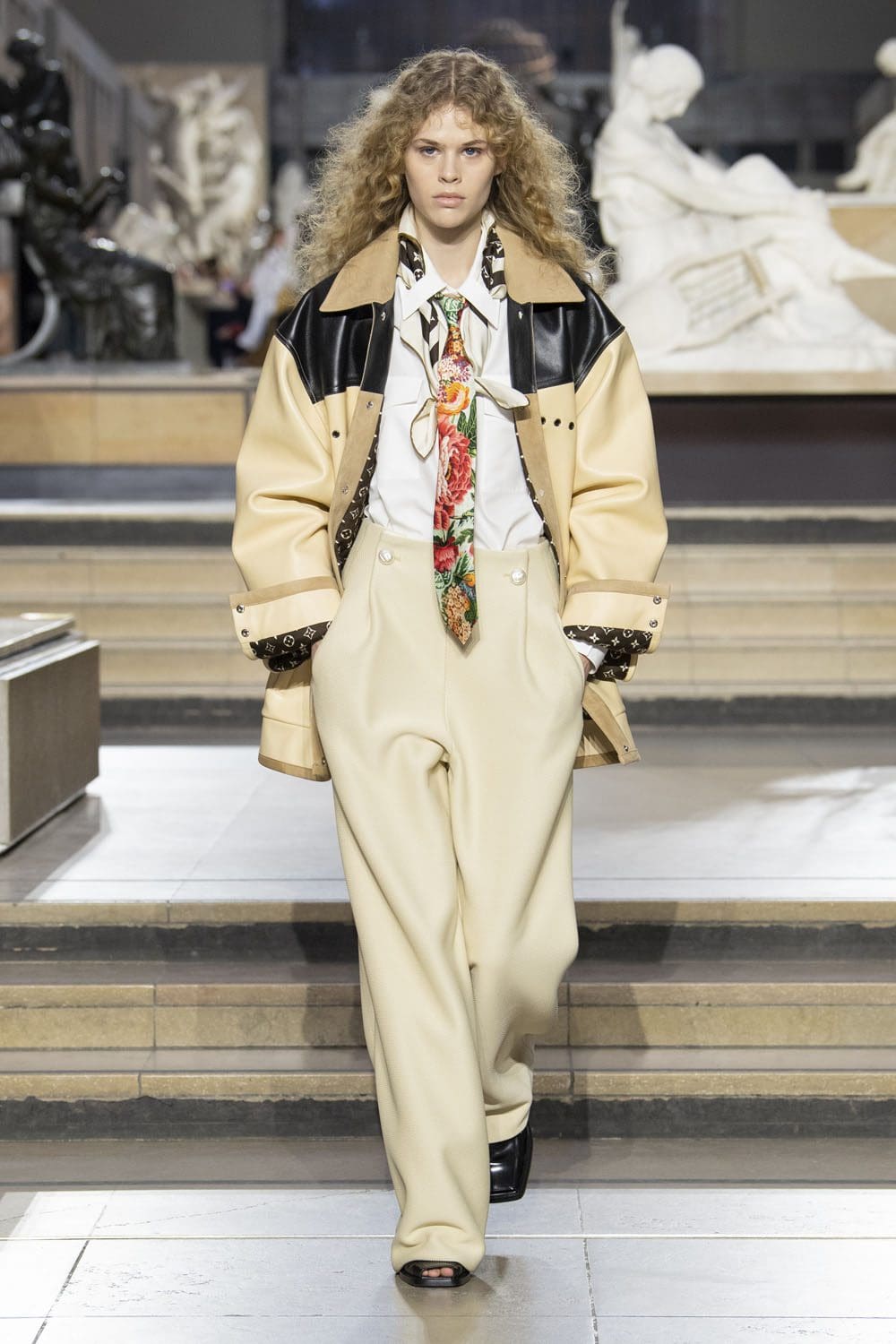 Louis Vuitton Fall Winter 2022-2023 Runway Magazine