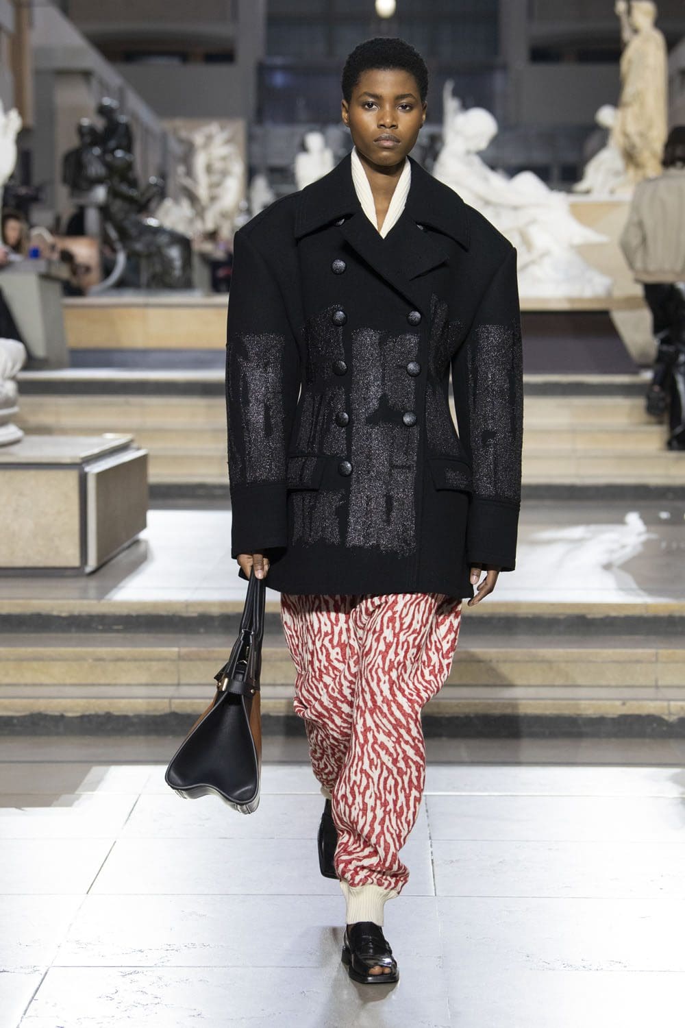 Louis Vuitton Fall Winter 2022-2023 Runway Magazine