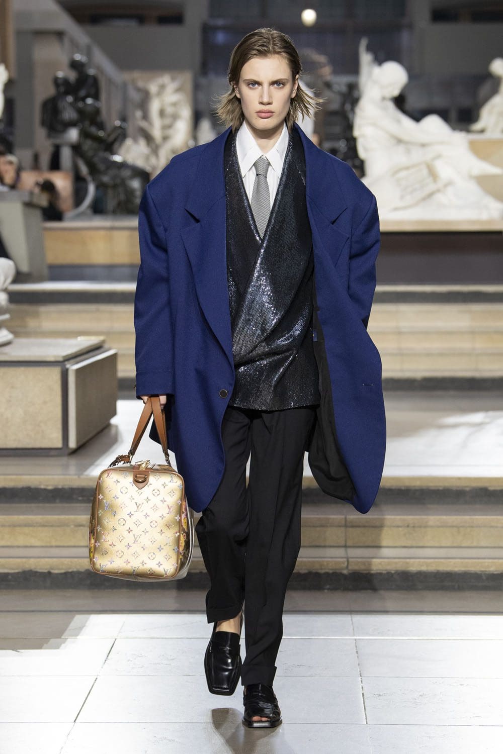 Louis Vuitton Fall Winter 2022-2023 Runway Magazine