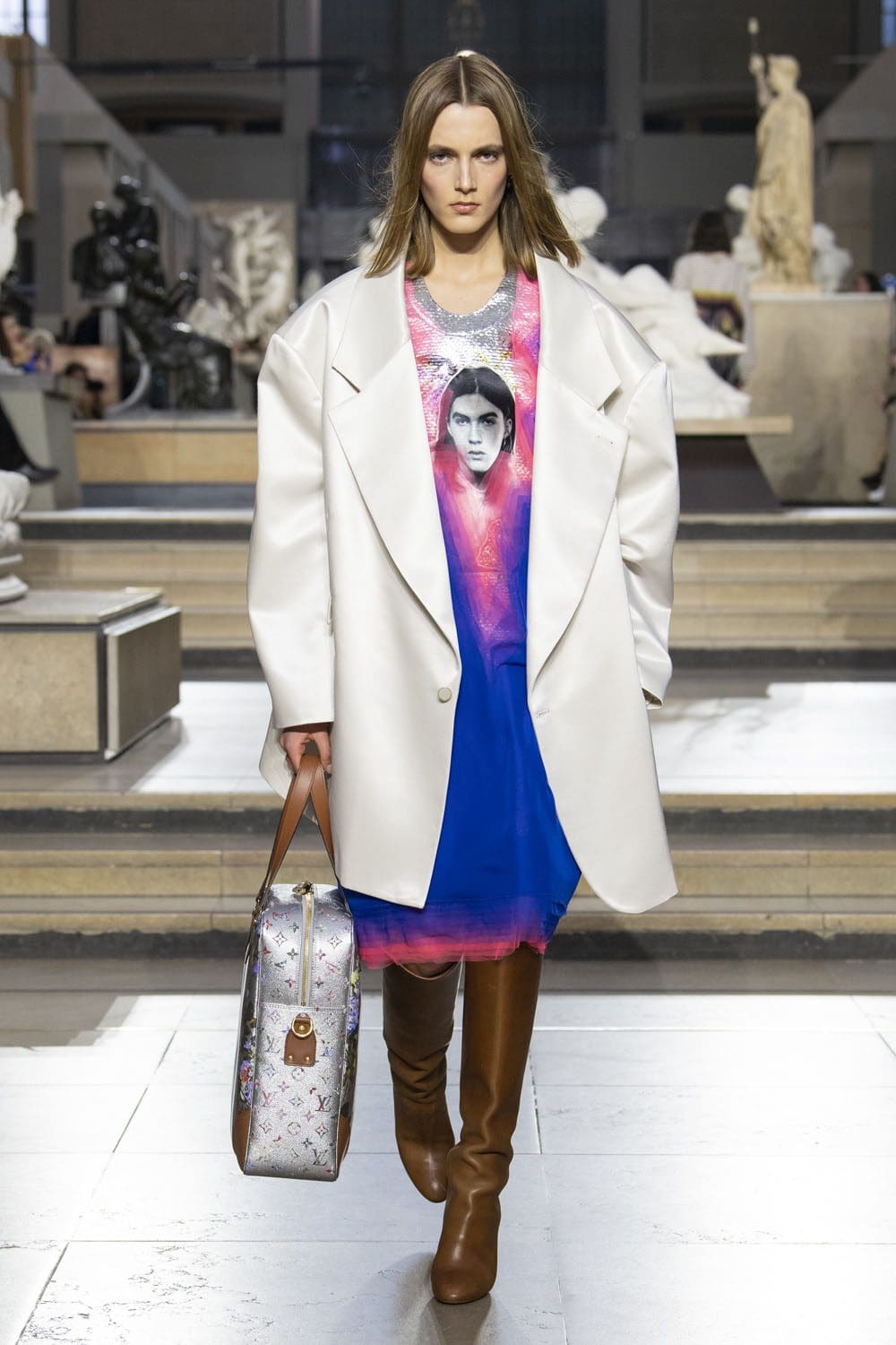 Louis Vuitton Fall Winter 2022-2023 Runway Magazine