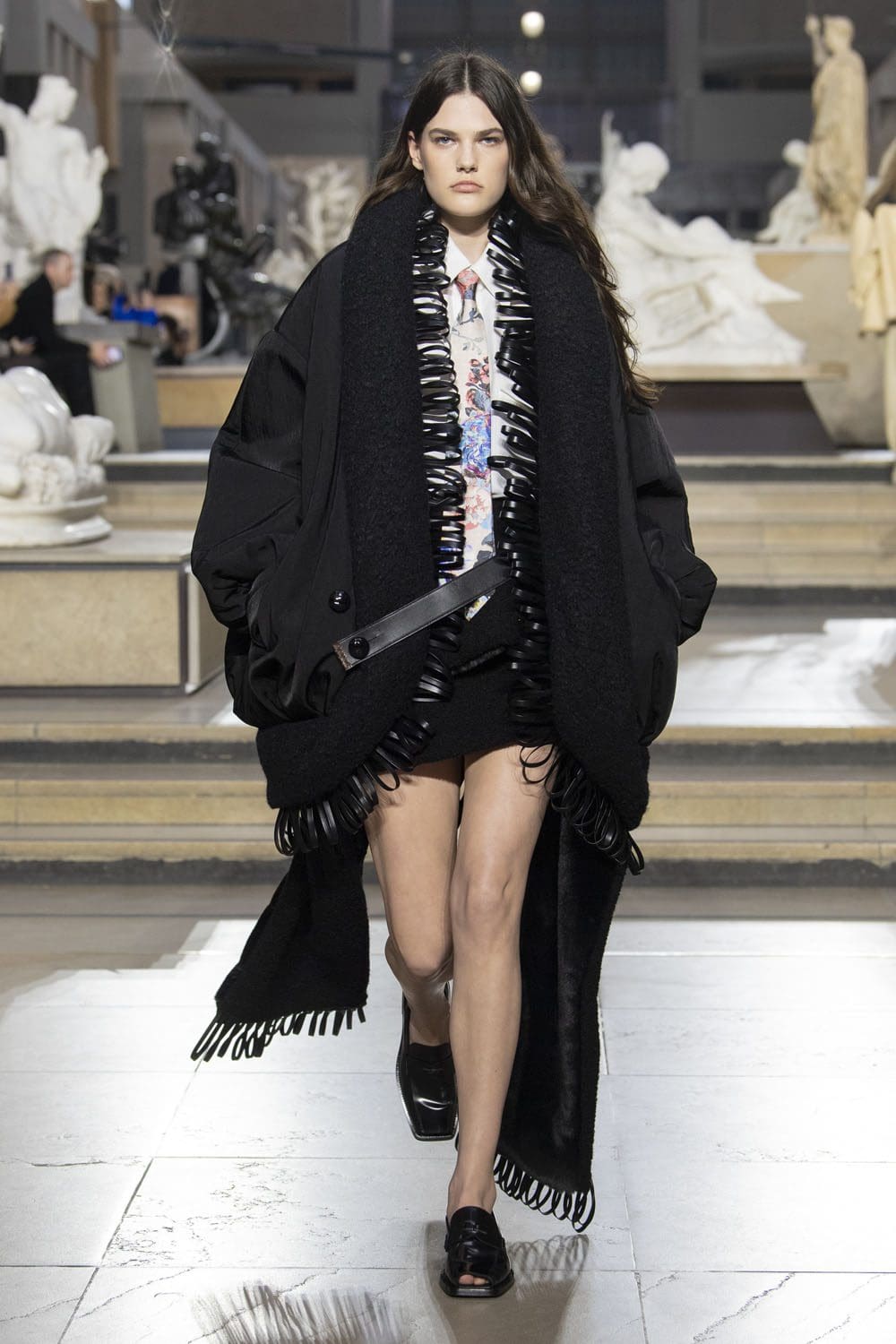 Louis Vuitton Fall Winter 2022-2023 Runway Magazine