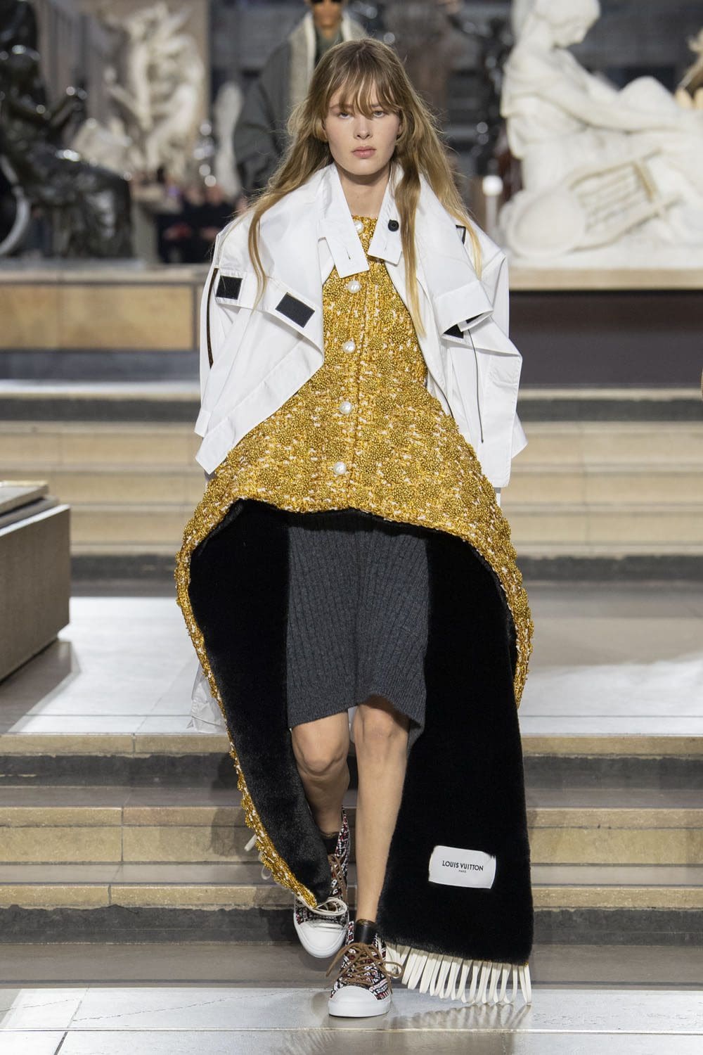 Louis Vuitton Fall Winter 2022-2023 Runway Magazine