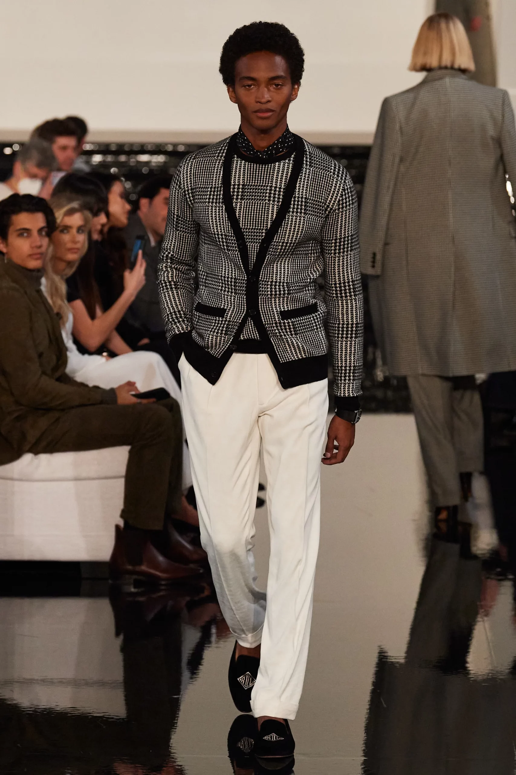 Ralph Lauren Fall Winter 2022-2023 New York Runway Magazine