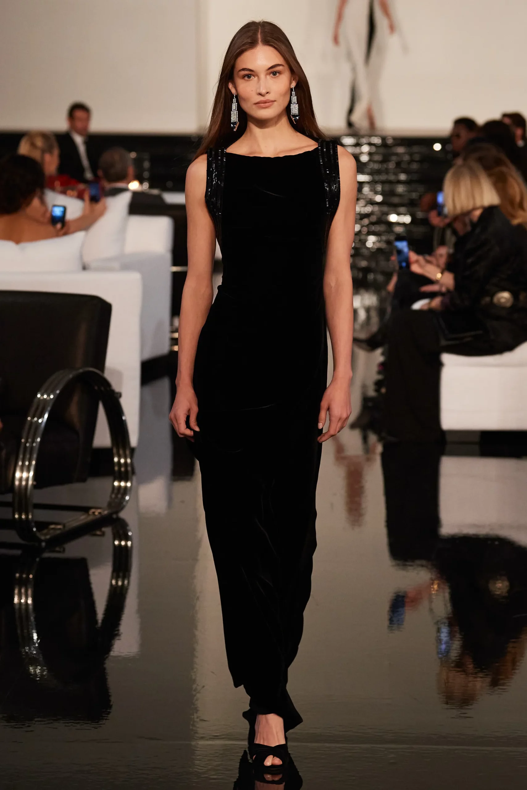 Ralph Lauren Fall Winter 2022-2023 New York Runway Magazine