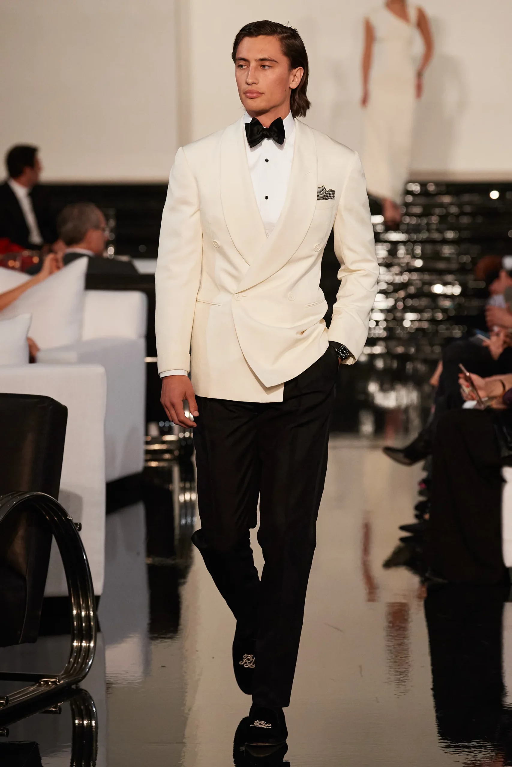 Ralph Lauren Fall Winter 2022-2023 New York Runway Magazine