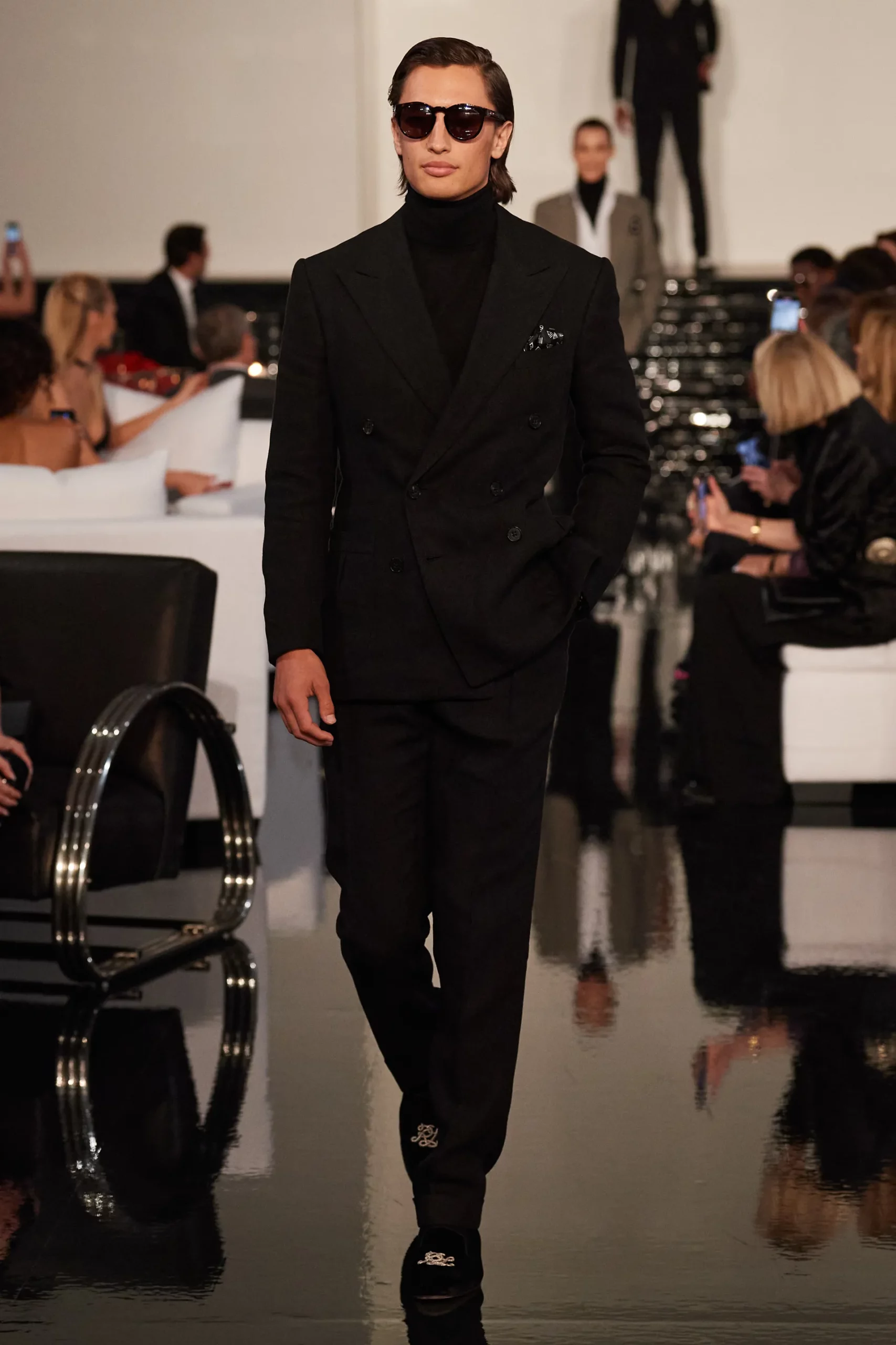 Ralph Lauren Fall Winter 2022-2023 New York Runway Magazine
