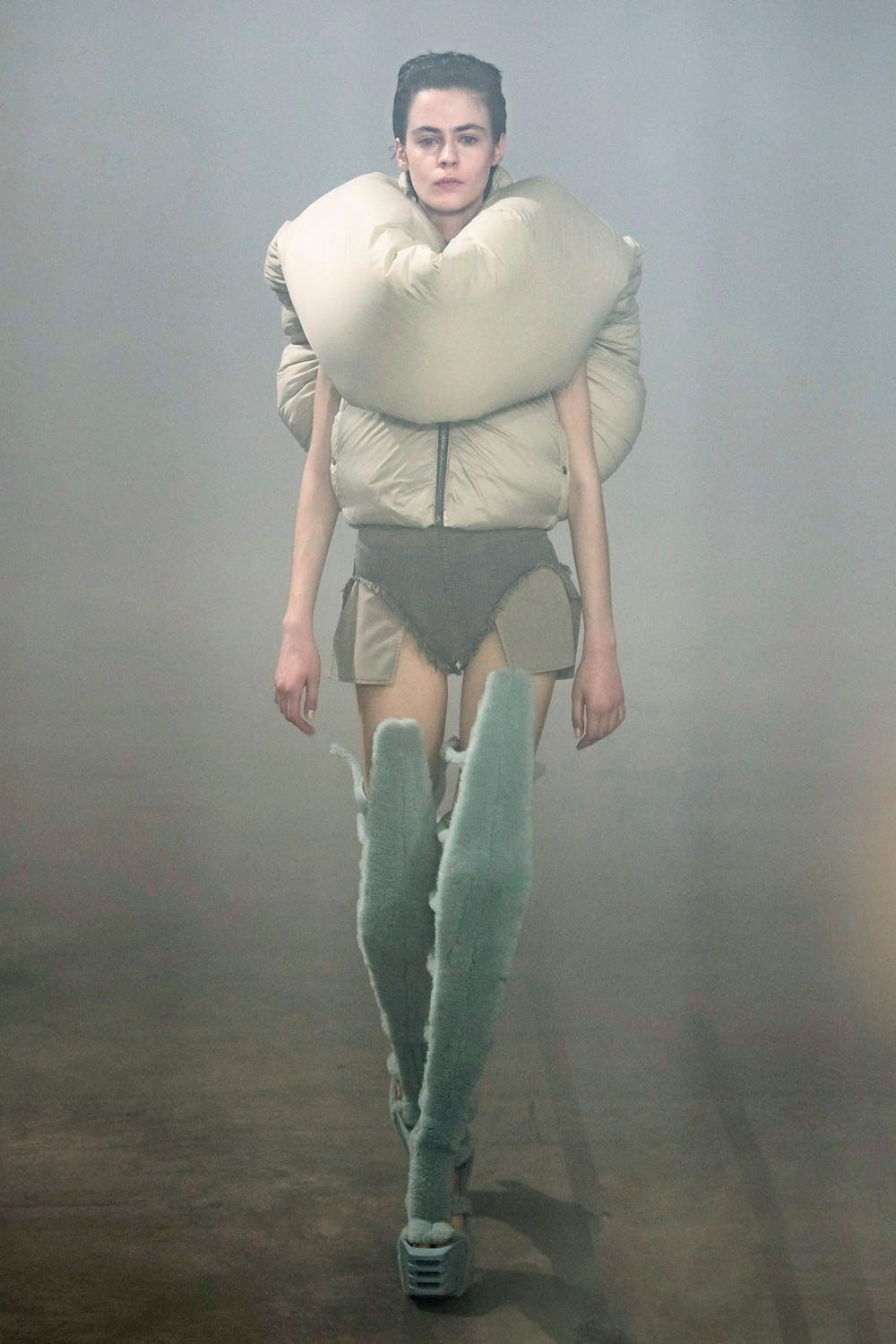 Rick Owens Automne Hiver 2022-2023 Paris Runway Magazine