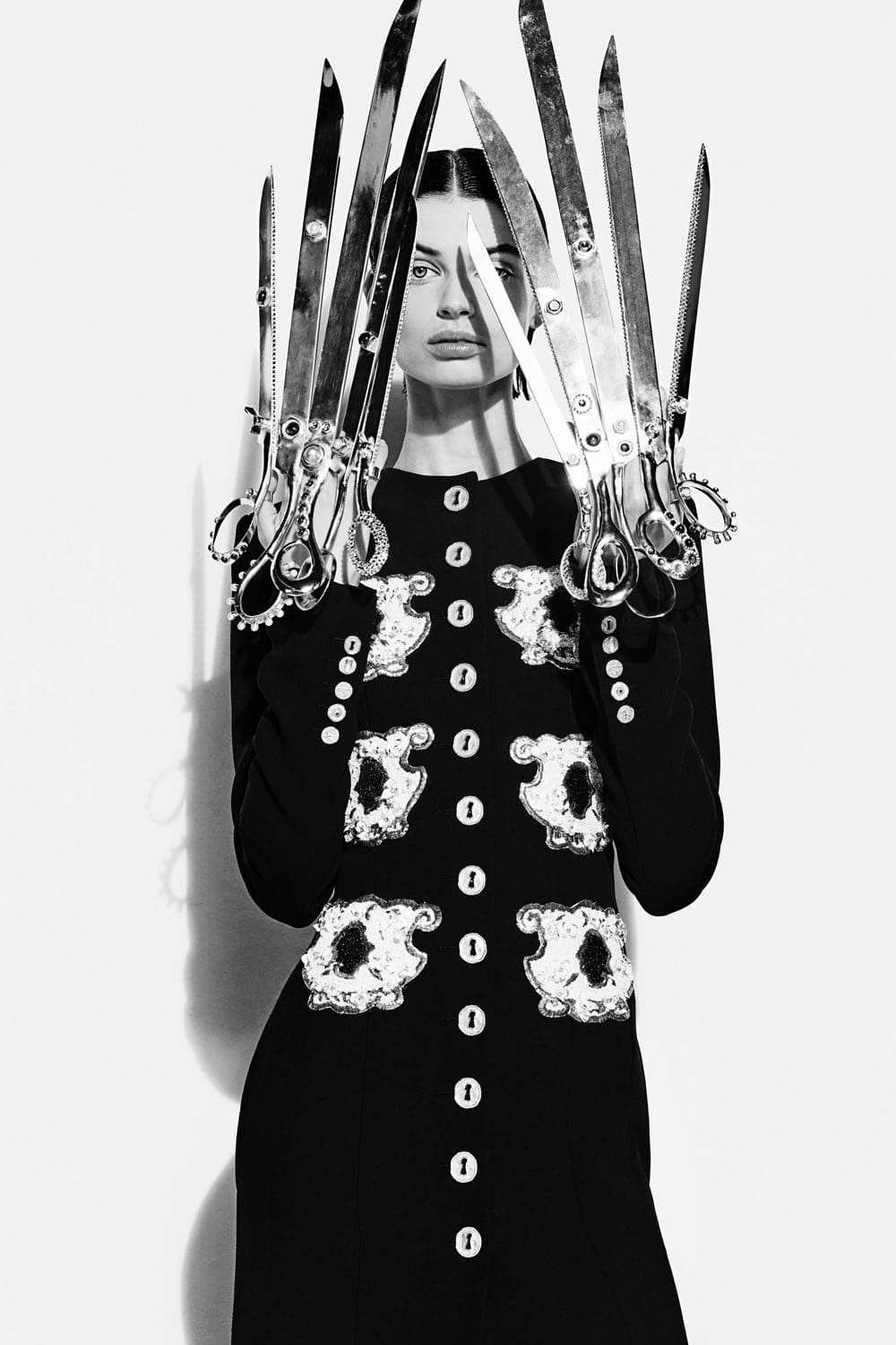 Schiaparelli Fall Winter 2022-2023 Runway Magazine