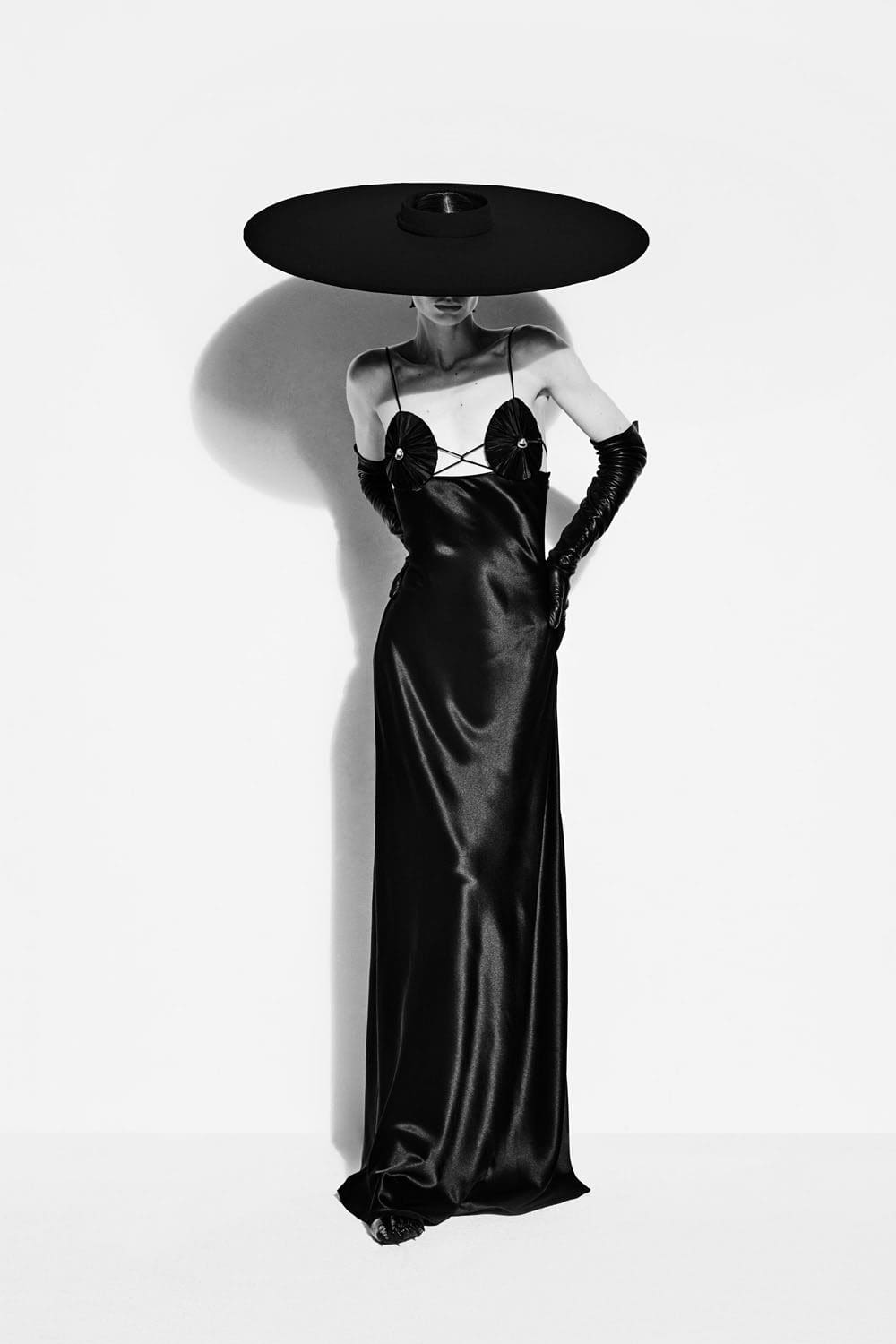 Schiaparelli Fall Winter 2022-2023 Runway Magazine
