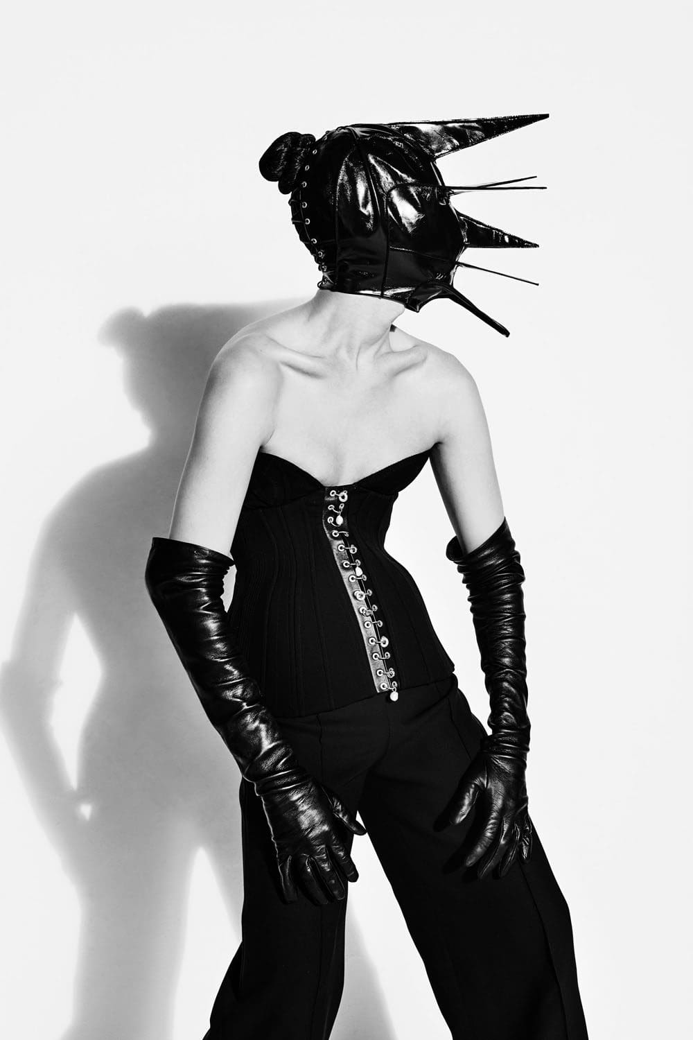 Schiaparelli Fall Winter 2022-2023 Runway Magazine
