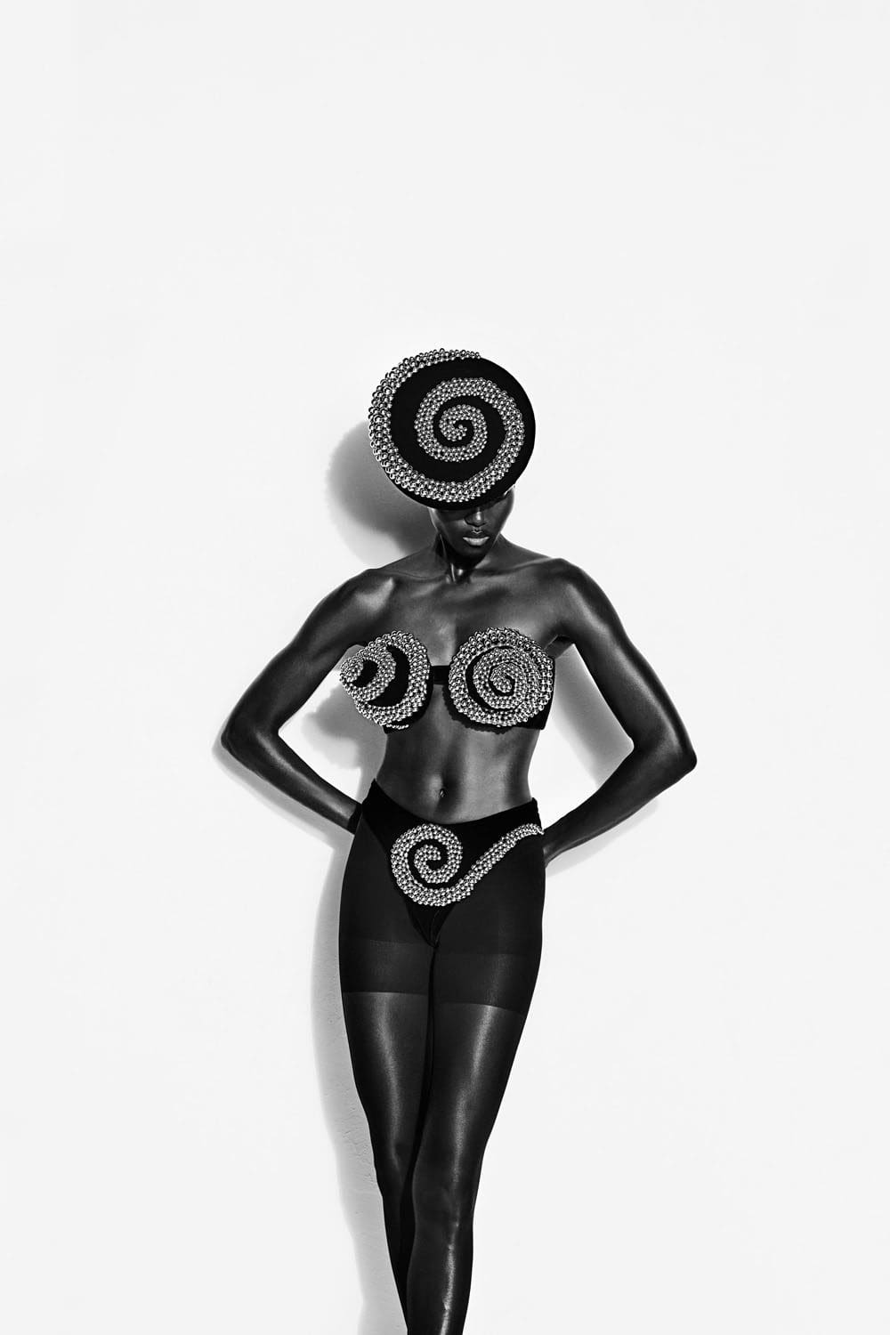 Schiaparelli Fall Winter 2022-2023 Runway Magazine