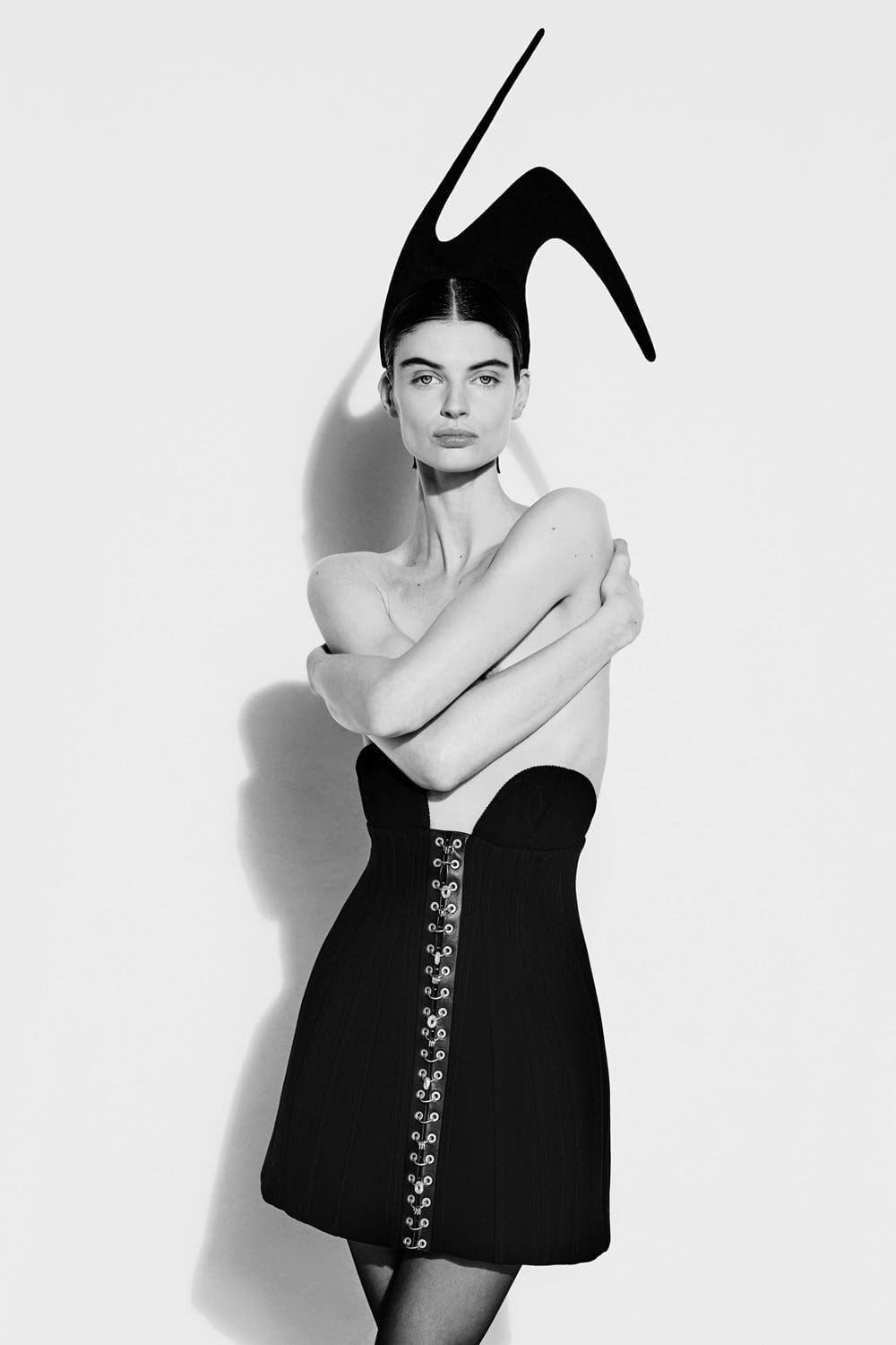Schiaparelli Fall Winter 2022-2023 Runway Magazine