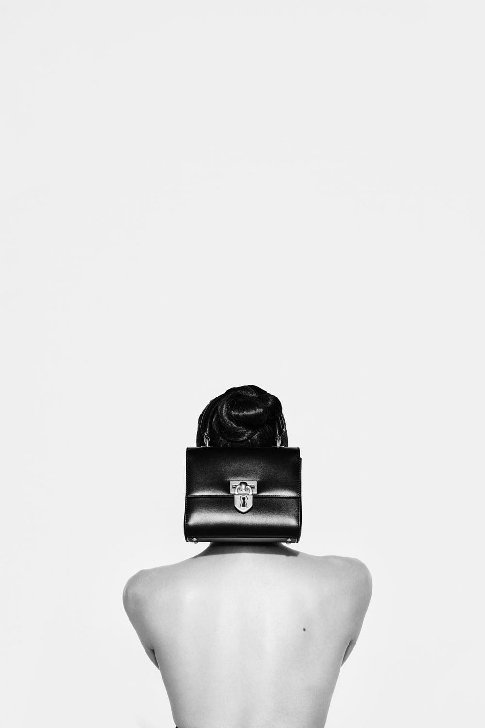 Schiaparelli Fall Winter 2022-2023 Runway Magazine