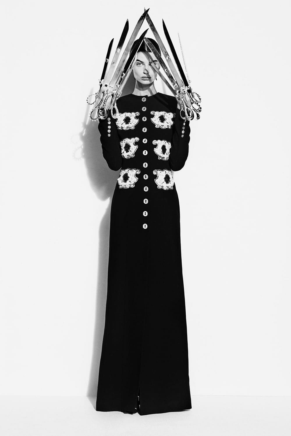 Schiaparelli Fall Winter 2022-2023 Runway Magazine