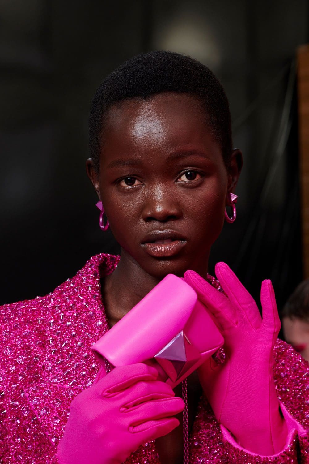 Valentino Backstage Especial Rosa Outono 2022-2023 Runway revista