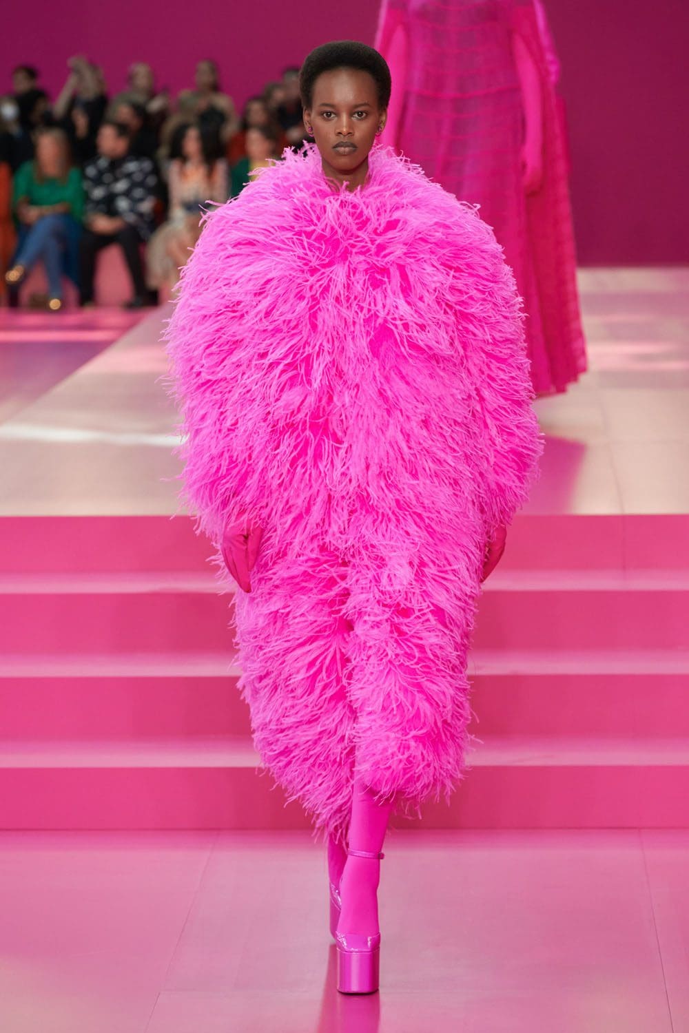 Valentino Herbst Winter 2022-2023 Paris Runway Magazin