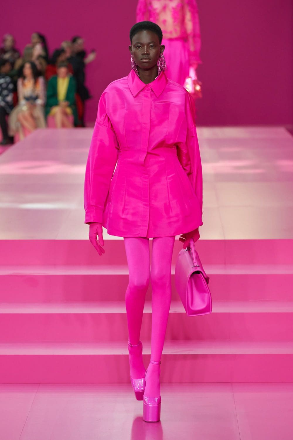 Valentino Herbst Winter 2022-2023 Paris Runway Magazin