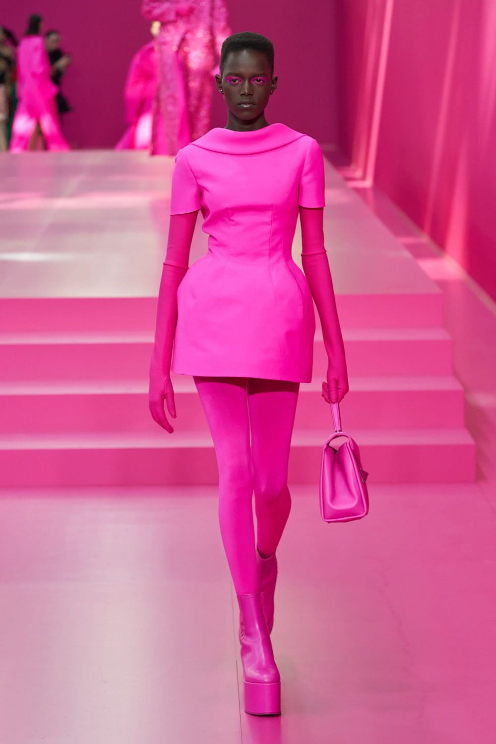 Valentino Herbst Winter 2022-2023 Paris Runway Magazin