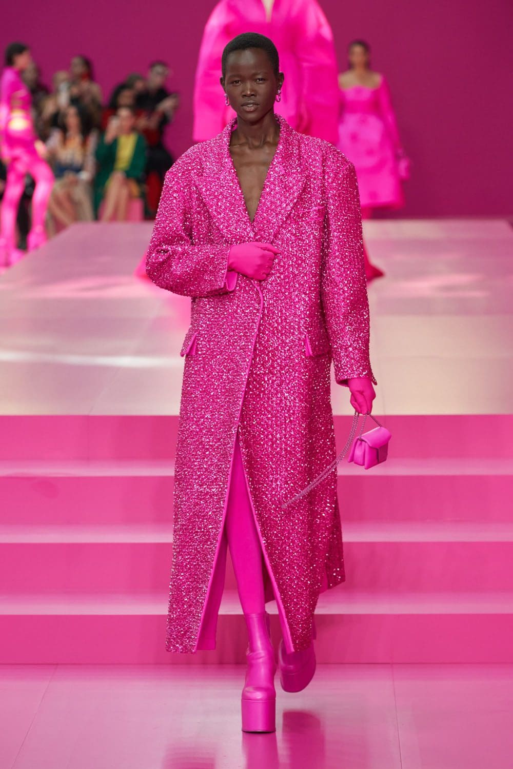 Valentino Herbst Winter 2022-2023 Paris Runway Magazin