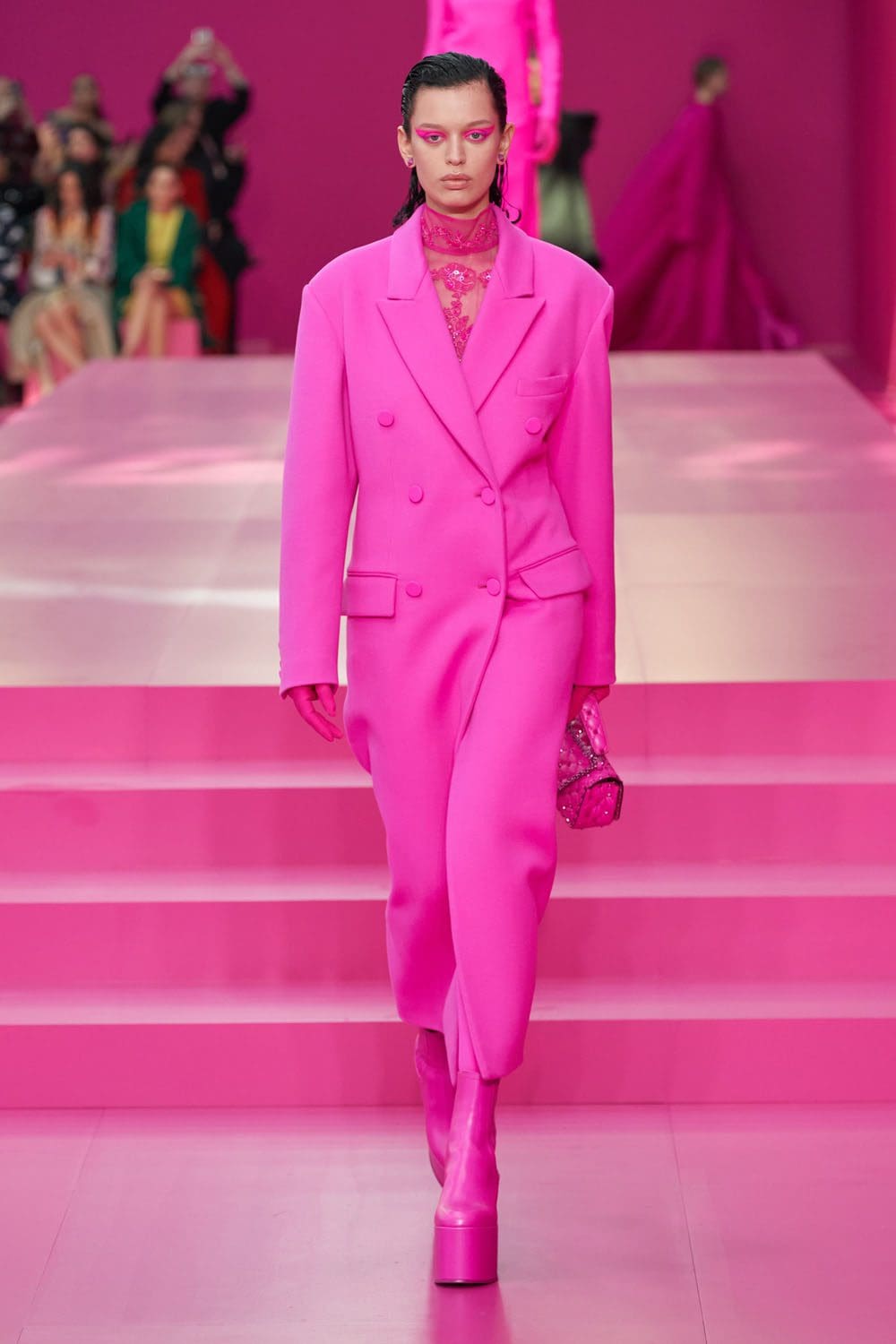 Valentino Herbst Winter 2022-2023 Paris Runway Magazin