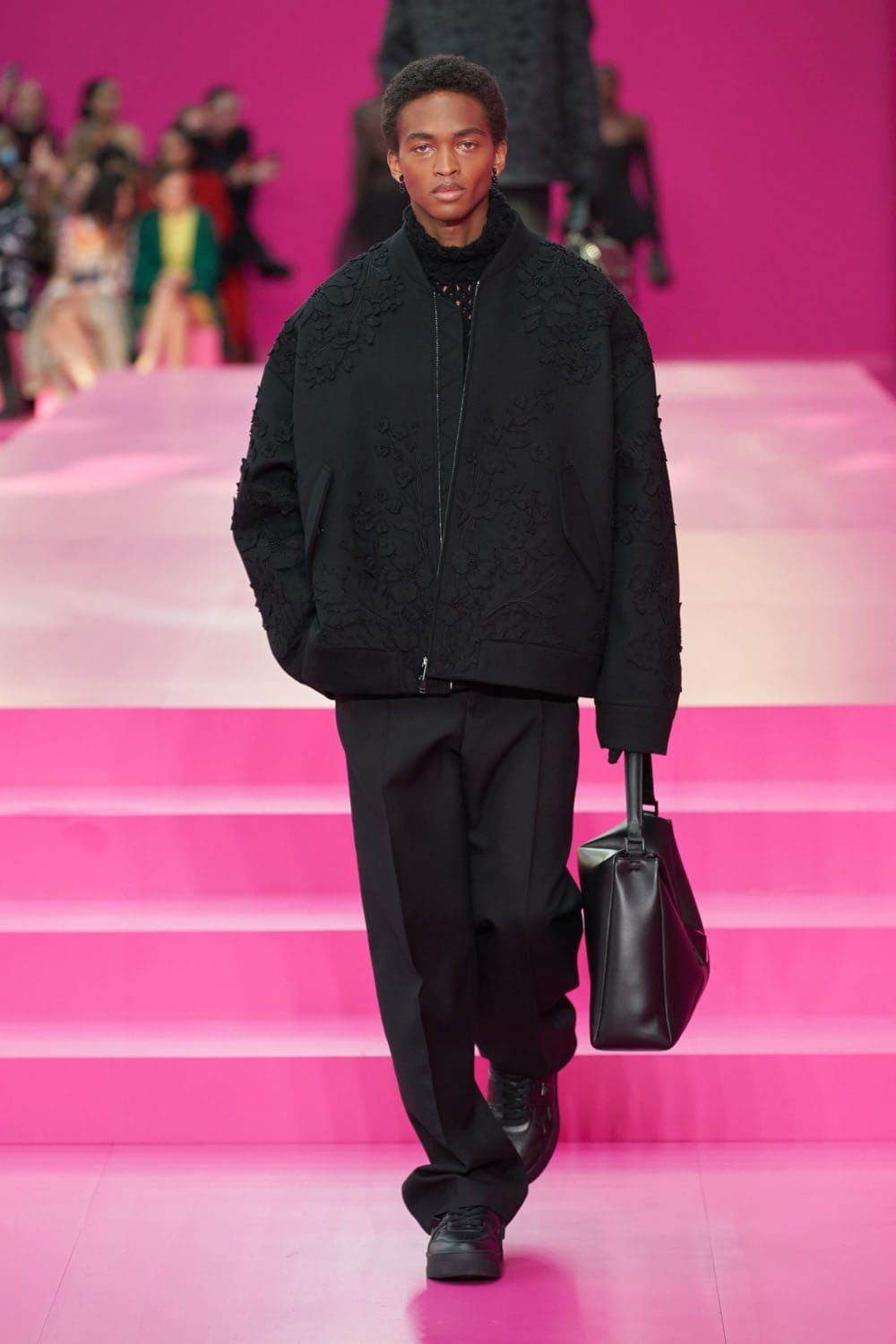 Valentino Herbst Winter 2022-2023 Paris Runway Magazin